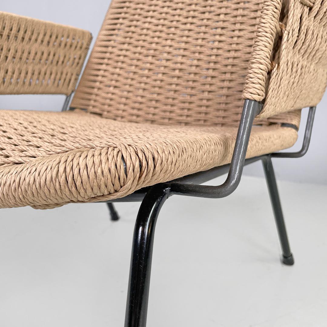 Poltrone italiane di metà secolo moderno con struttura in metallo e corda beige, anni '60 in vendita 12