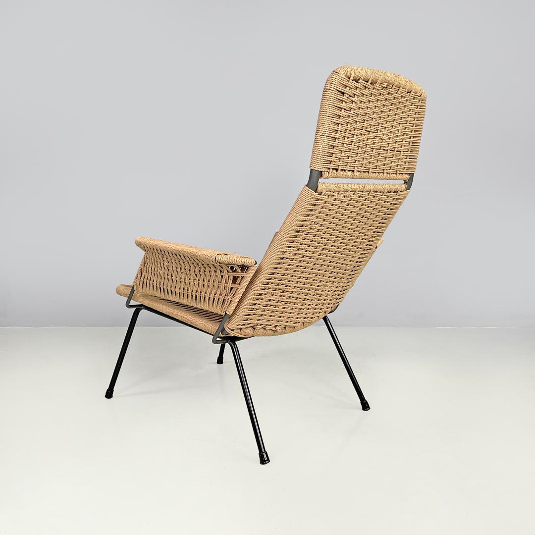 Metà XX secolo Poltrone italiane di metà secolo moderno con struttura in metallo e corda beige, anni '60 in vendita