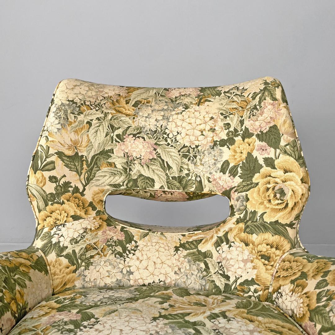 Italian mid-century modern armchairs with yellow floral pattern fabric, 1960s For Sale 4