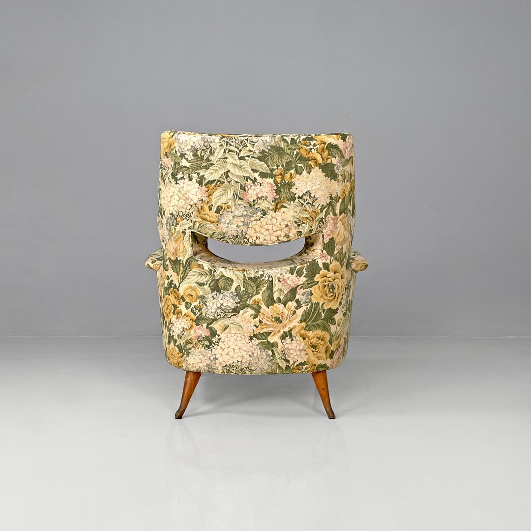 Fabric Italian mid-century modern armchairs with yellow floral pattern fabric, 1960s For Sale