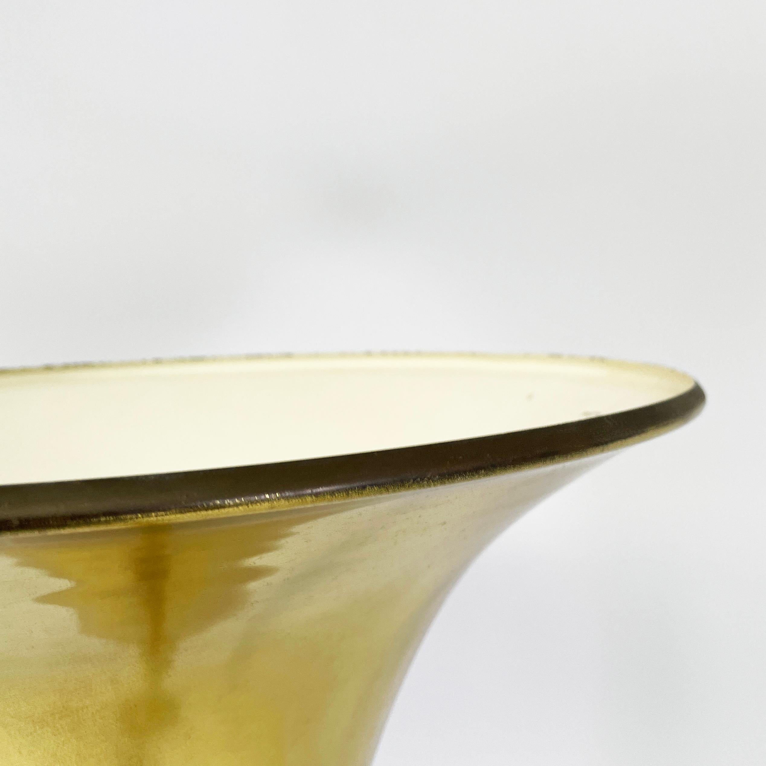 Italian mid-century modern art deco Floor lamp in brass, 1940s For Sale 1