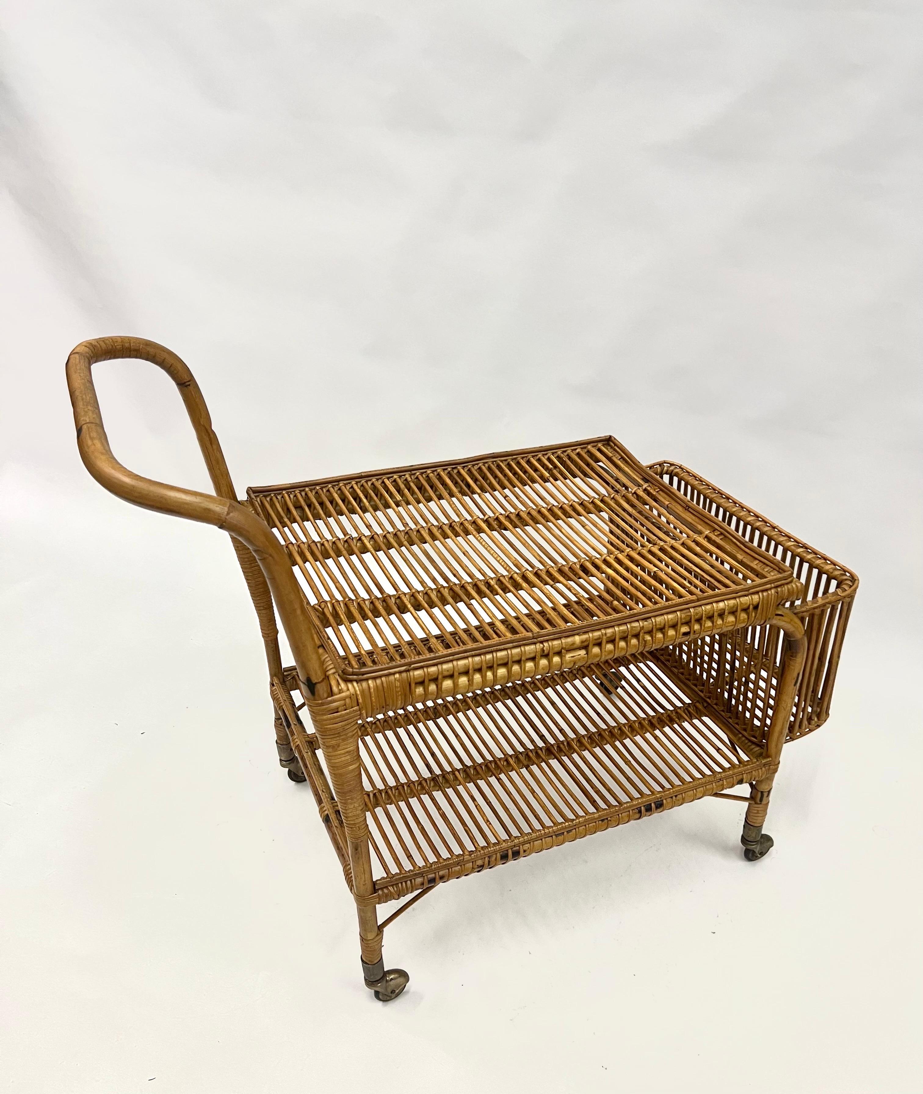 Italian Mid-Century Modern Bamboo and Rattan Bar / Serving Cart by Franco Albini For Sale 2