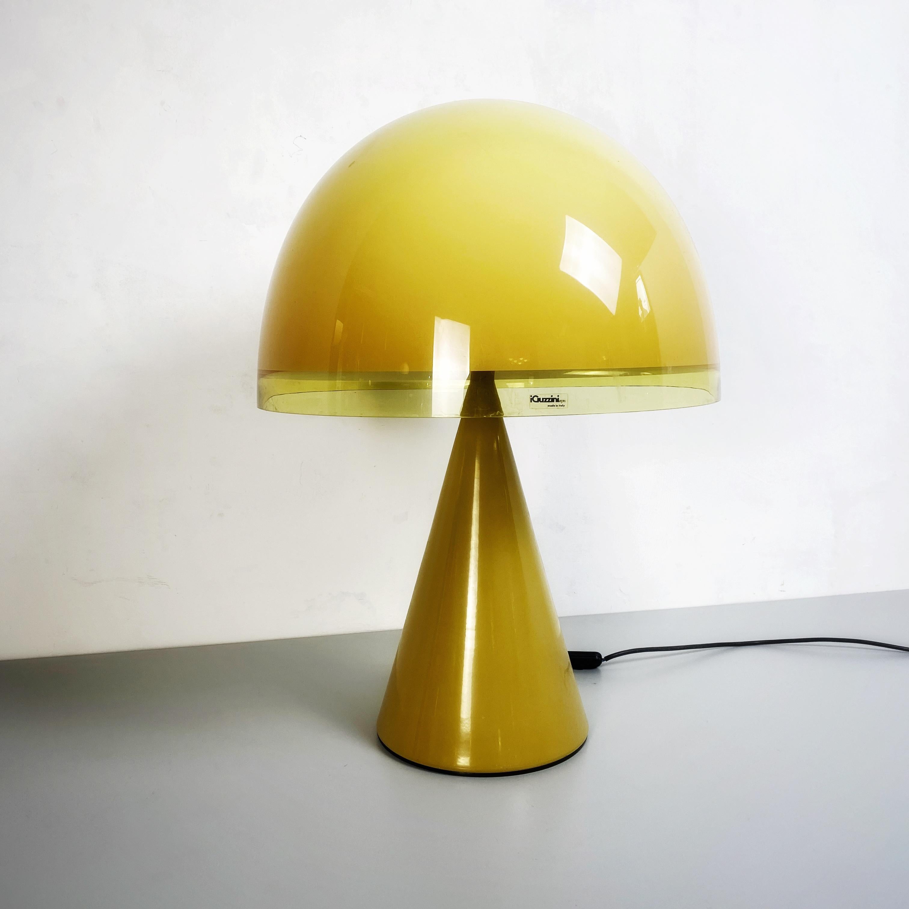 Metal Italian Mid-Century Modern Baobab 4044 Table Lamp by iGuzzini, 1980s