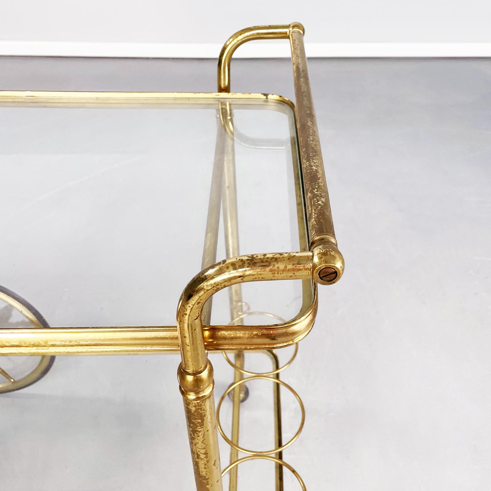 Italian Mid-Century Modern Bar Cart in Brass and Glass, 1950s For Sale 5