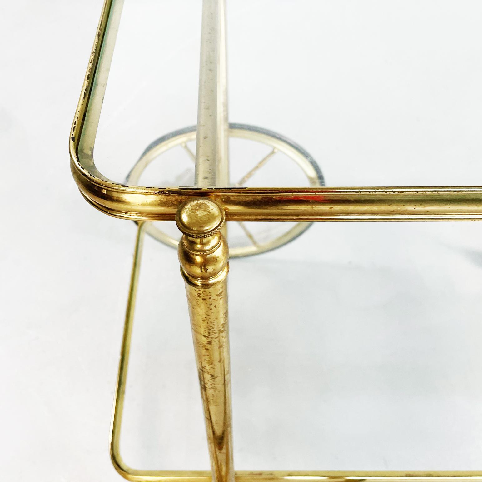 Italian Mid-Century Modern Bar Cart in Brass and Glass, 1950s For Sale 3