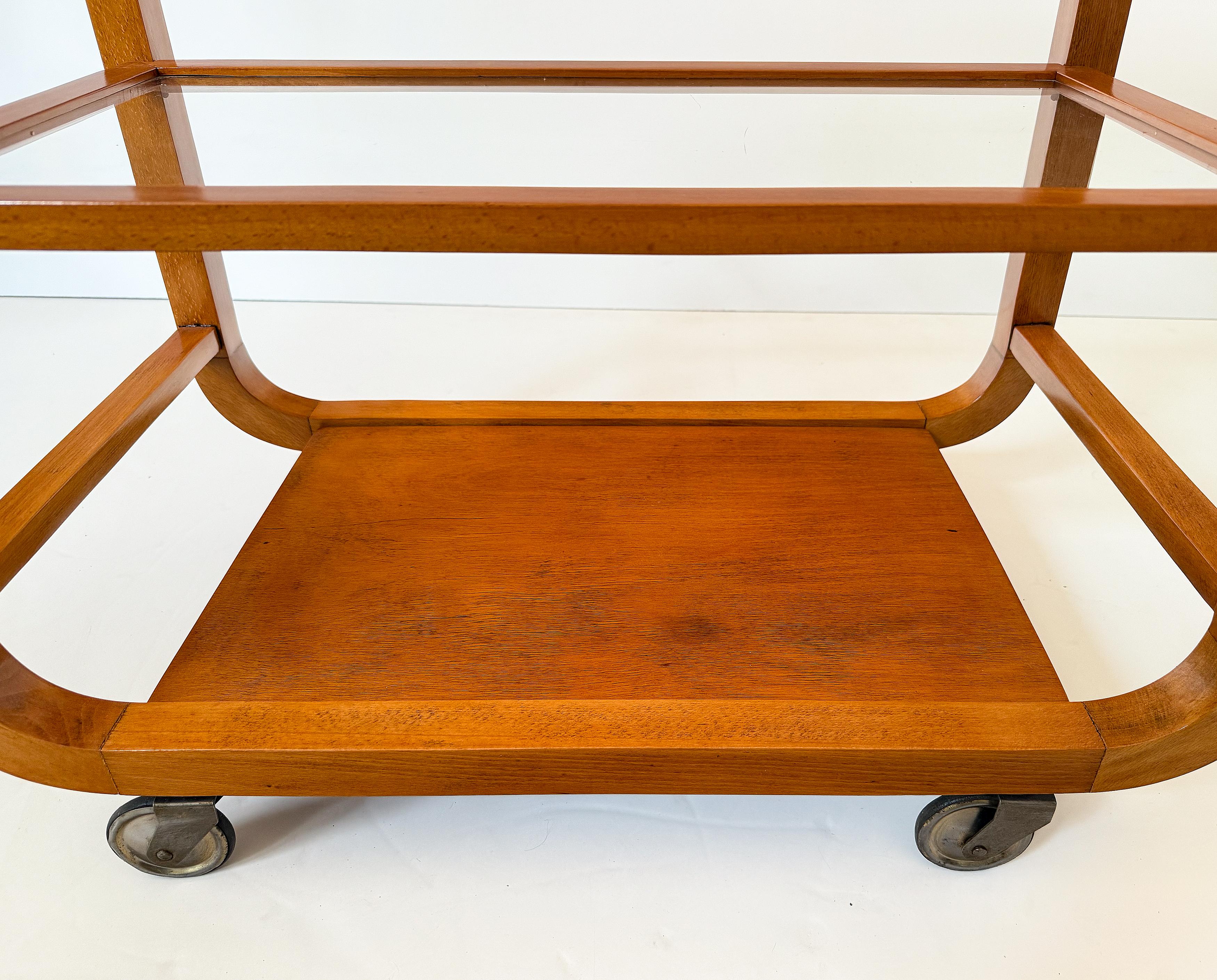 Italian Mid-Century Modern Bar Cart or Drinks Trolley with Removable Tray Top For Sale 6