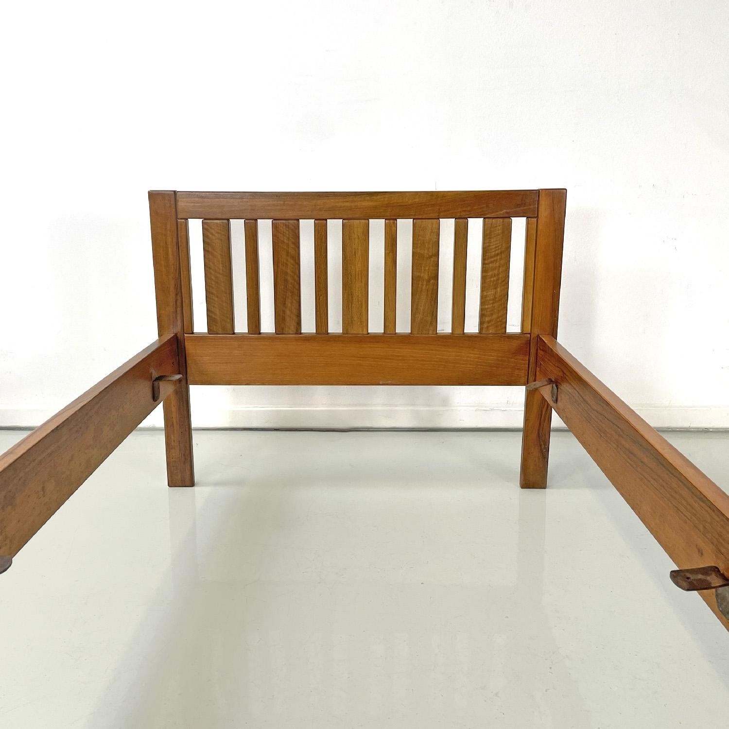Italian mid-century modern bed by Ettore Sottsass for Poltronova, 1960s For Sale 1