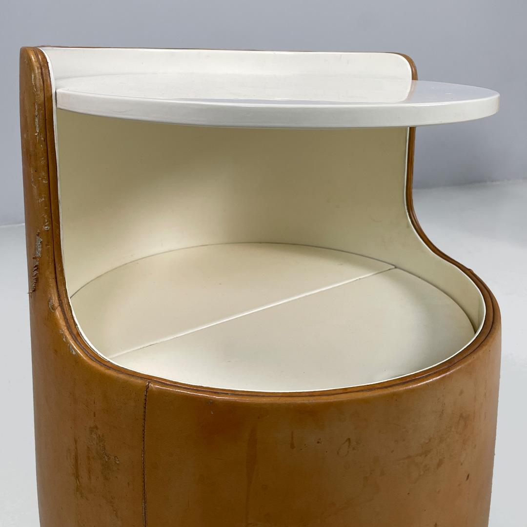 Italian Mid-century Modern Bedside tables Lullaby by Luigi Massoni , 1960s For Sale 4