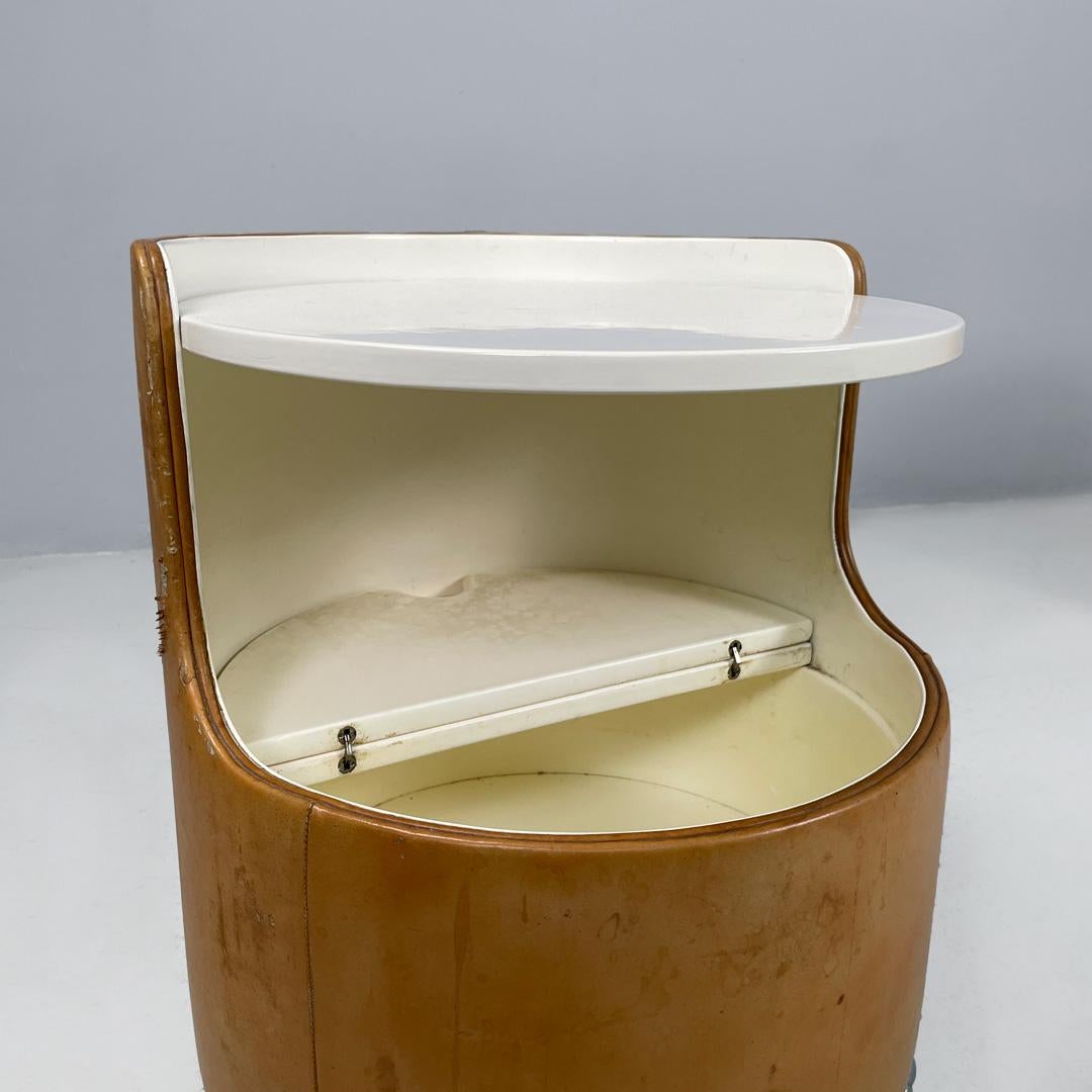 Italian Mid-century Modern Bedside tables Lullaby by Luigi Massoni , 1960s For Sale 7