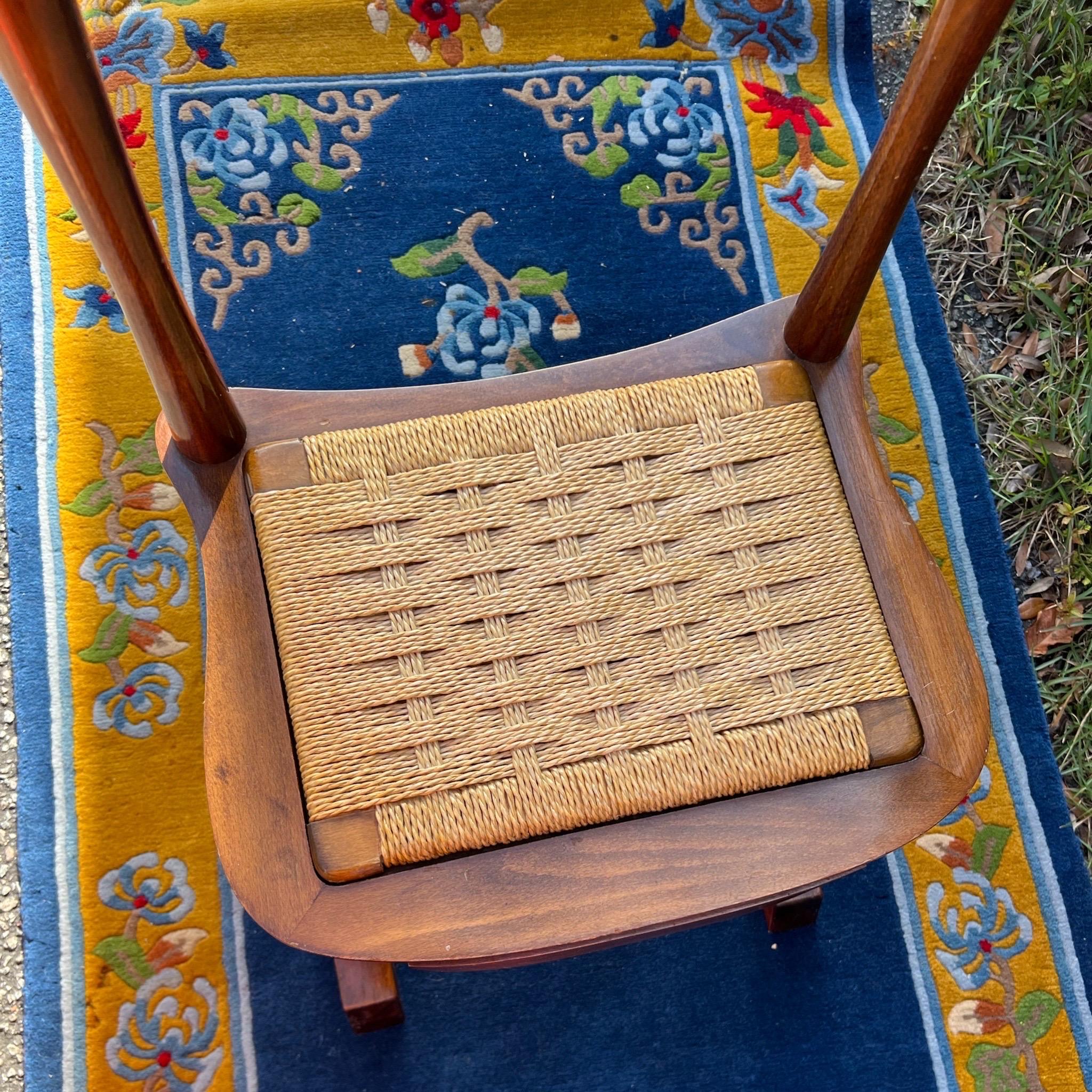 Chaise de valet italienne en hêtre moderne du milieu du siècle par SPQR en vente 9