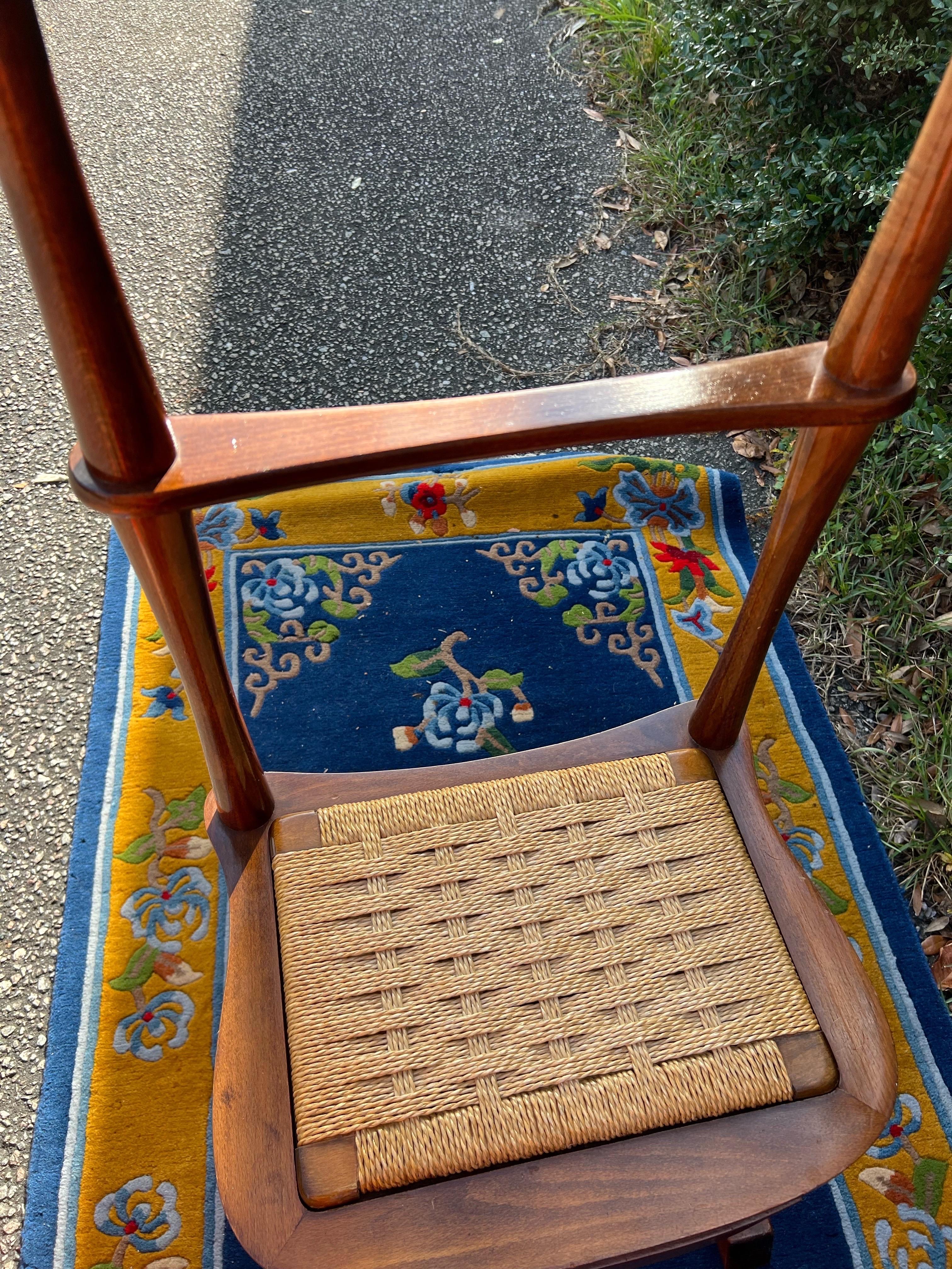 Chaise de valet italienne en hêtre moderne du milieu du siècle par SPQR en vente 10