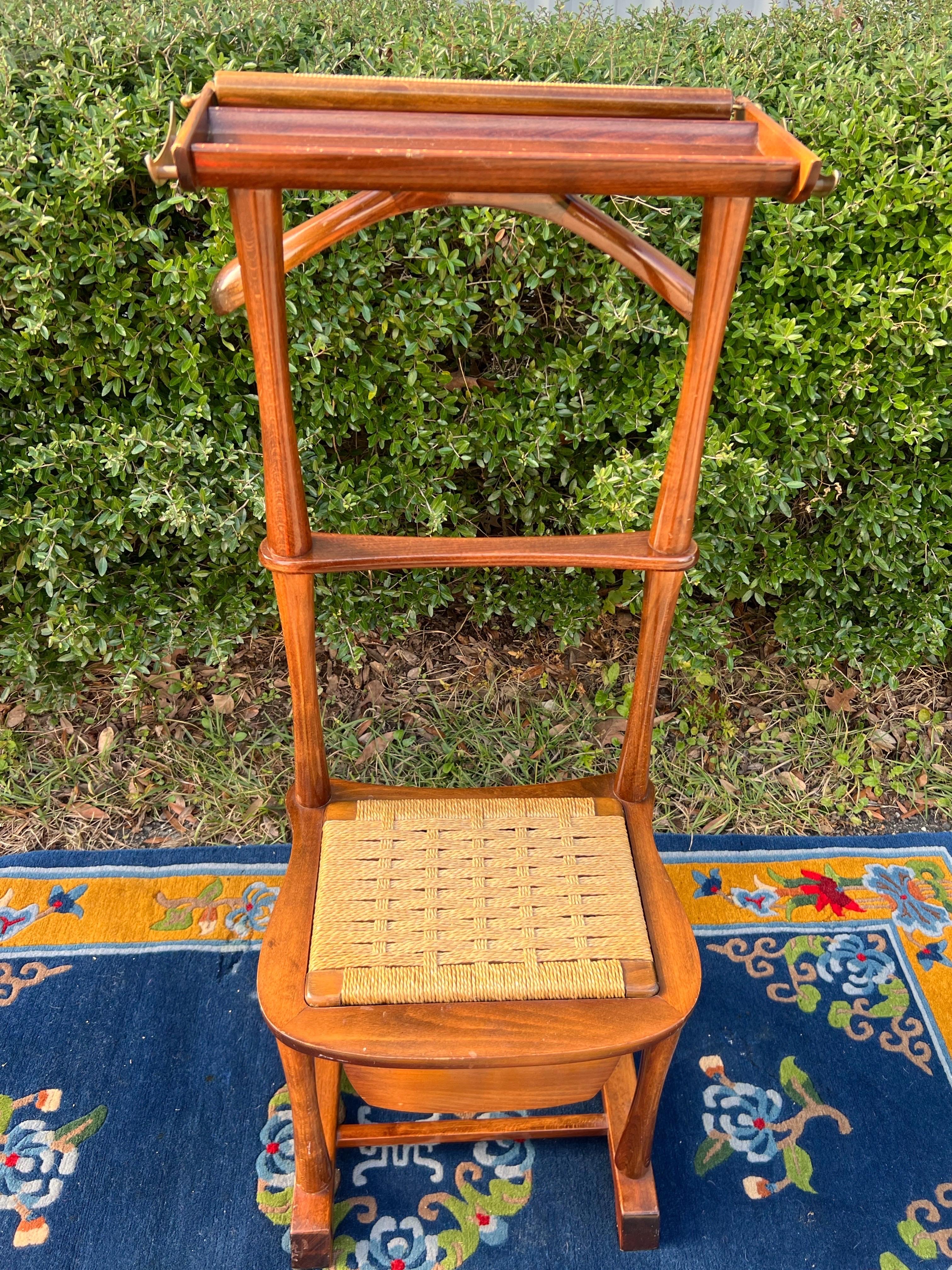 Mid-Century Modern Chaise de valet italienne en hêtre moderne du milieu du siècle par SPQR en vente