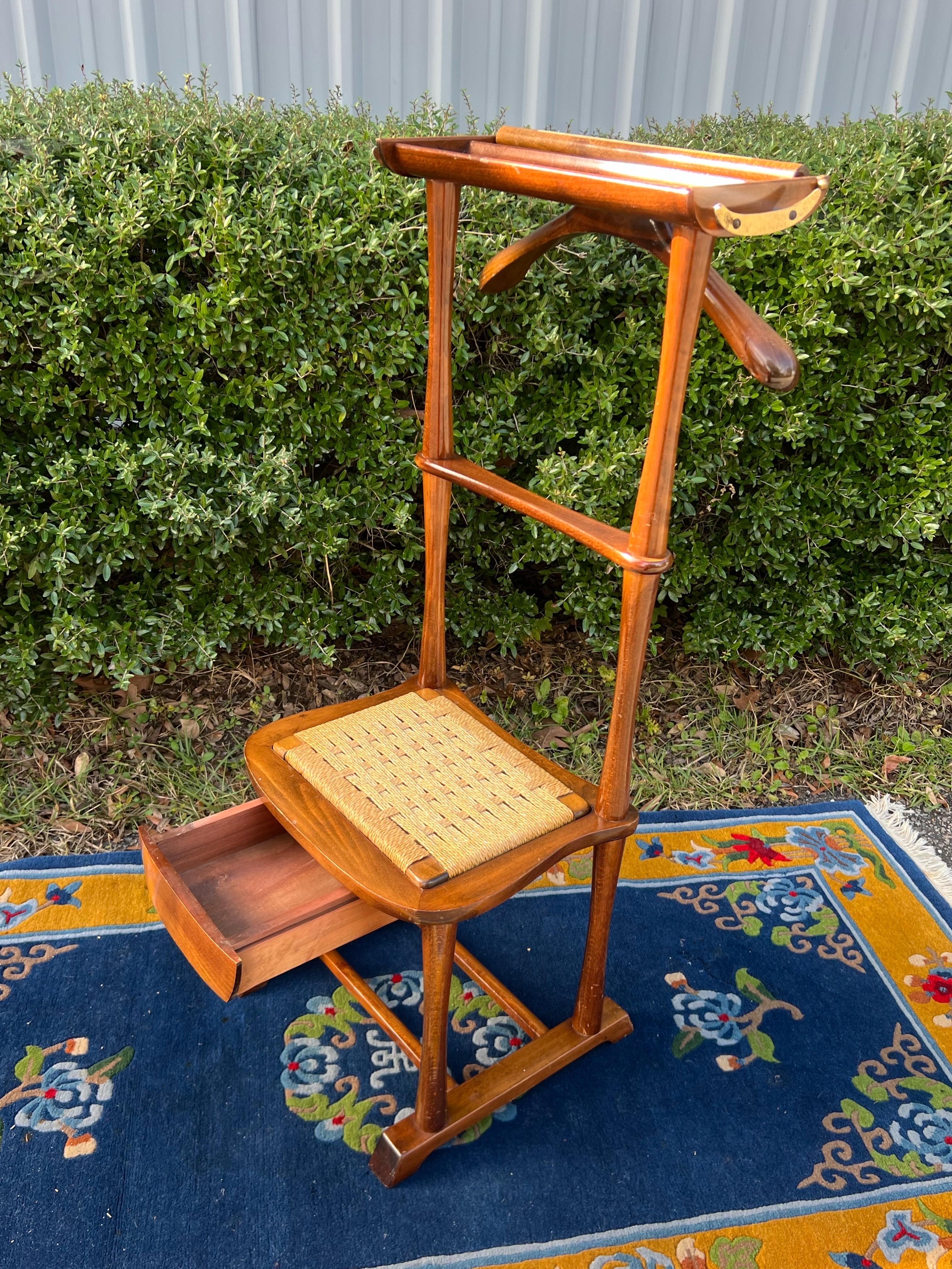 Chaise de valet italienne en hêtre moderne du milieu du siècle par SPQR en vente 2