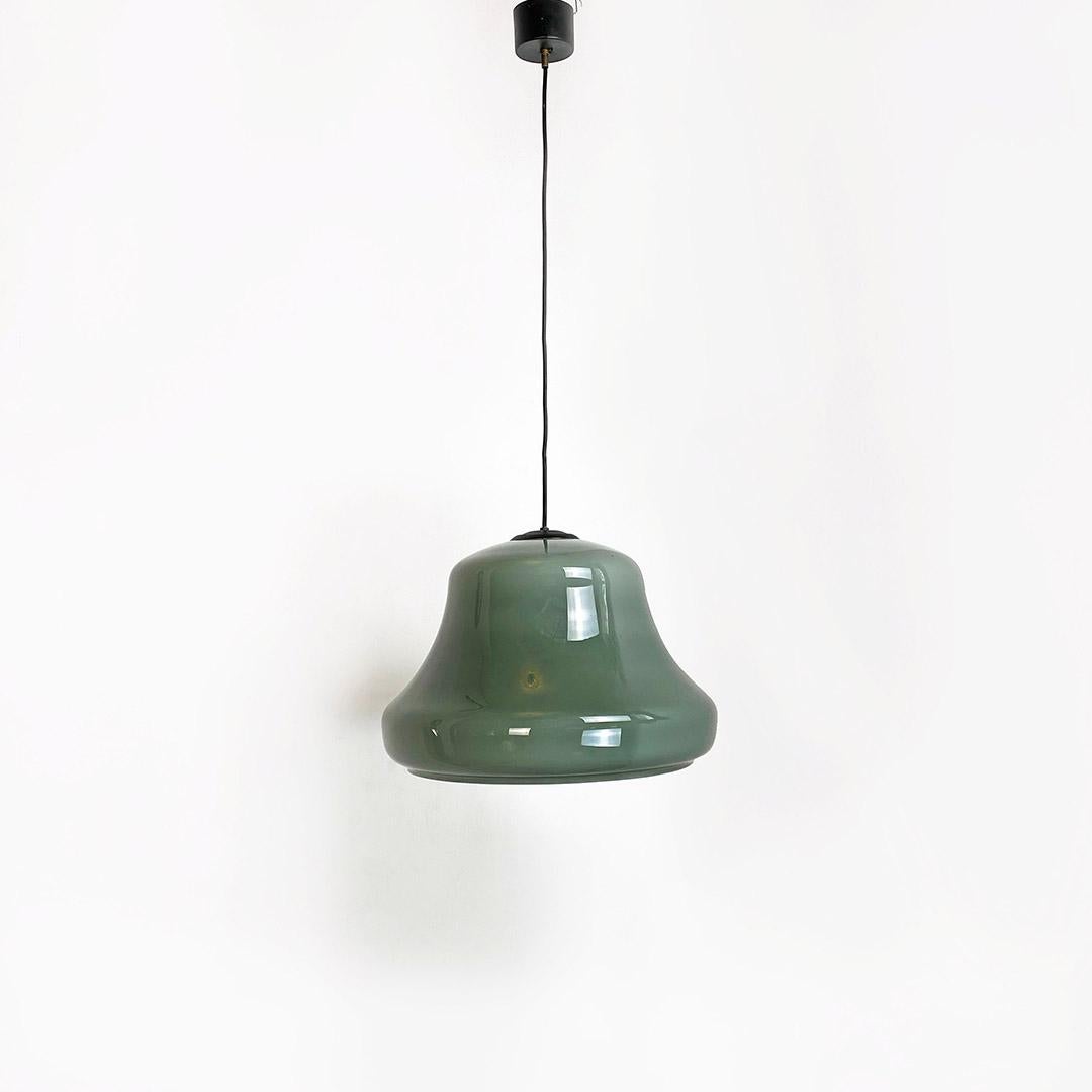 Italian Mid-Century Modern bell shaped grey-green double glass chandelier, Murano, 1960s.
Bell-shaped pendant lamp in double glass, white internally to guarantee the maximum reflex and gray tending to green on the outside the color can change when