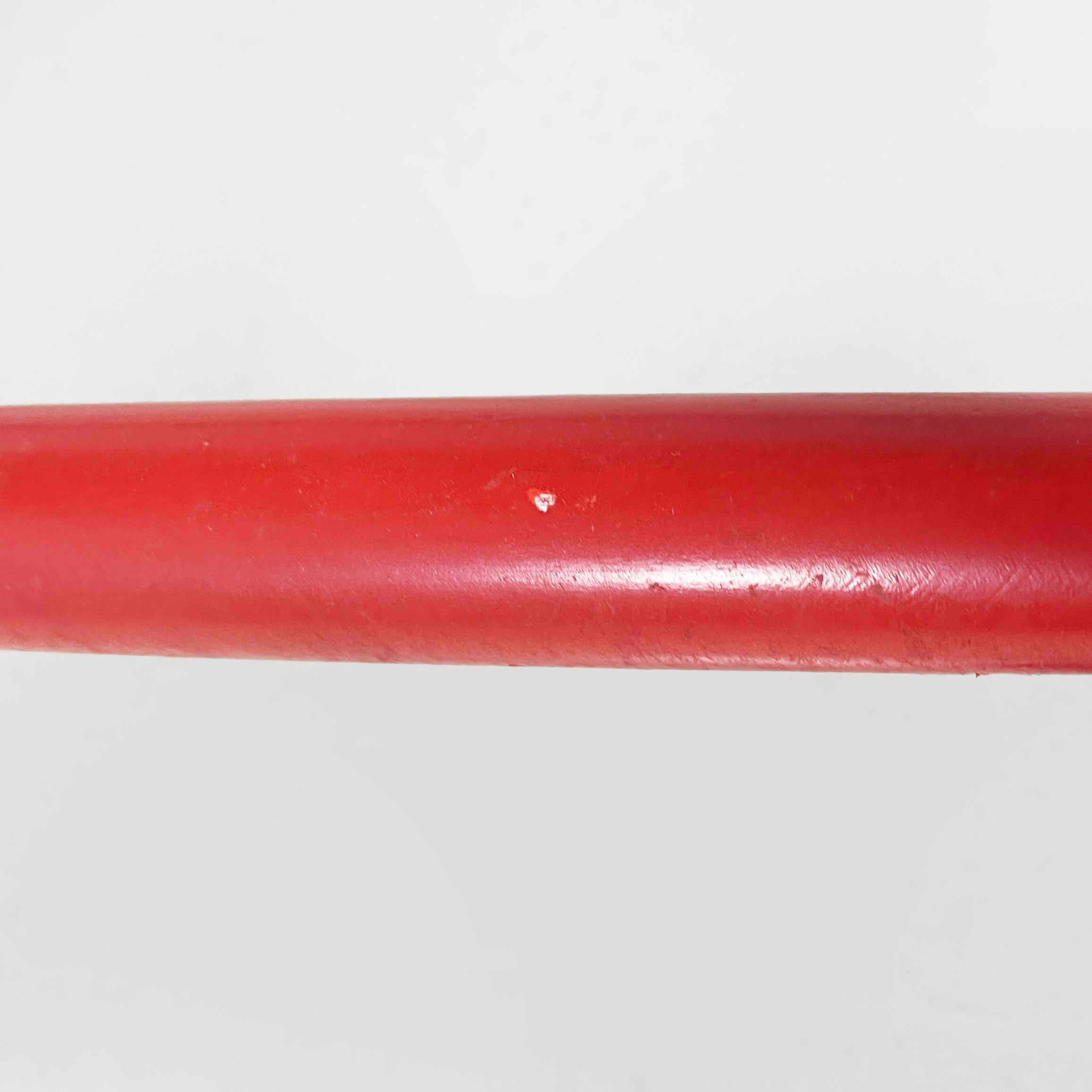 Panchina italiana di metà secolo in legno rosso e paglia, anni '70 in vendita 6