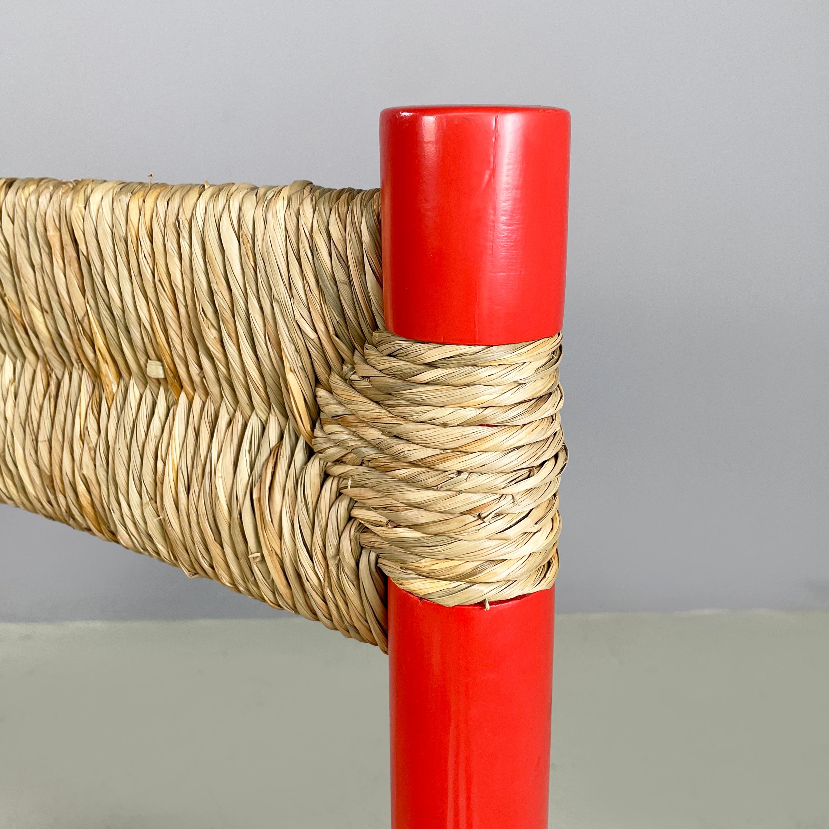 Paglia Panchina italiana di metà secolo in legno rosso e paglia, anni '70 in vendita