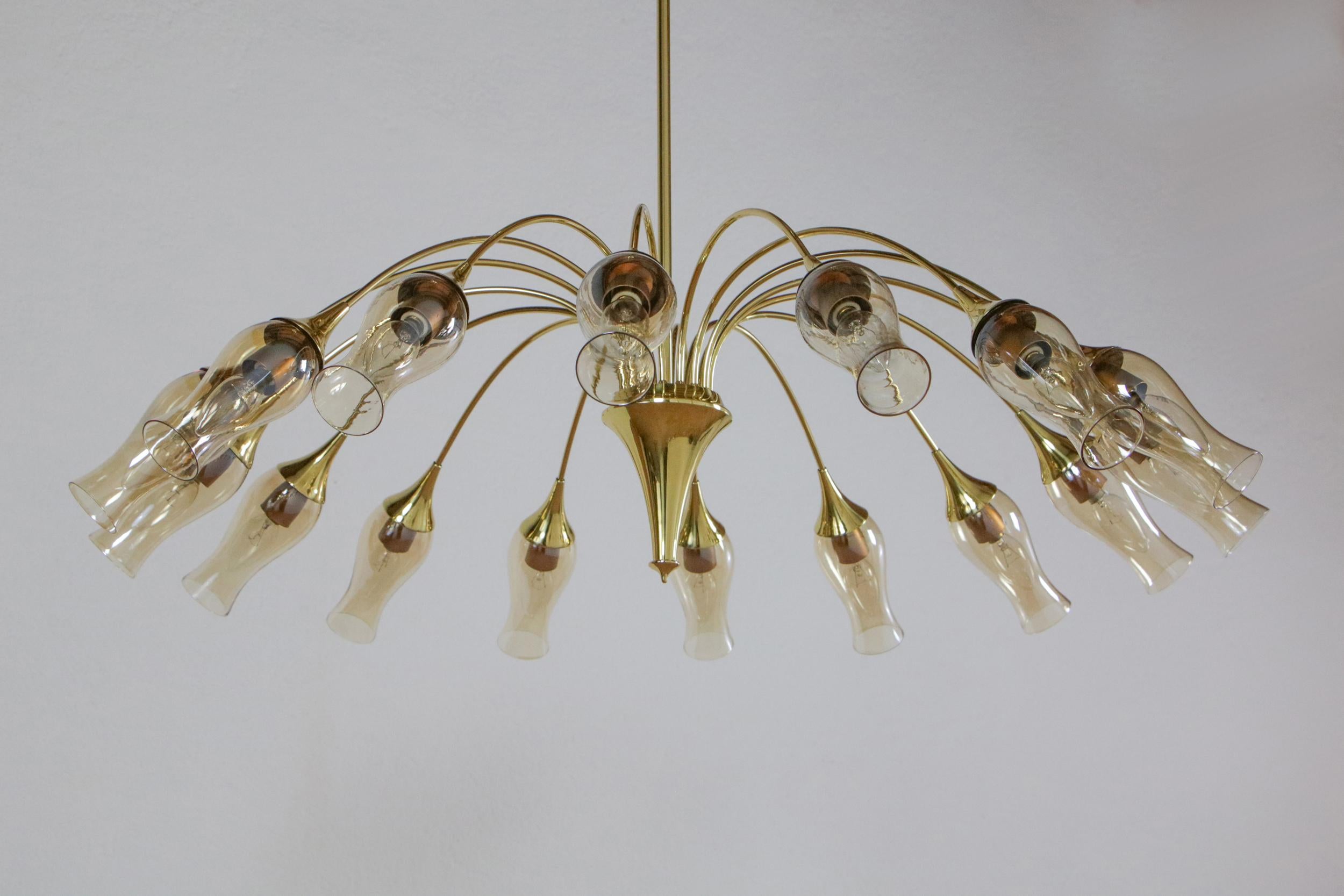 Mid-20th Century Italian Mid-Century Modern Big Spider Murano Glass Chandelier, Gold Color, 1950s For Sale