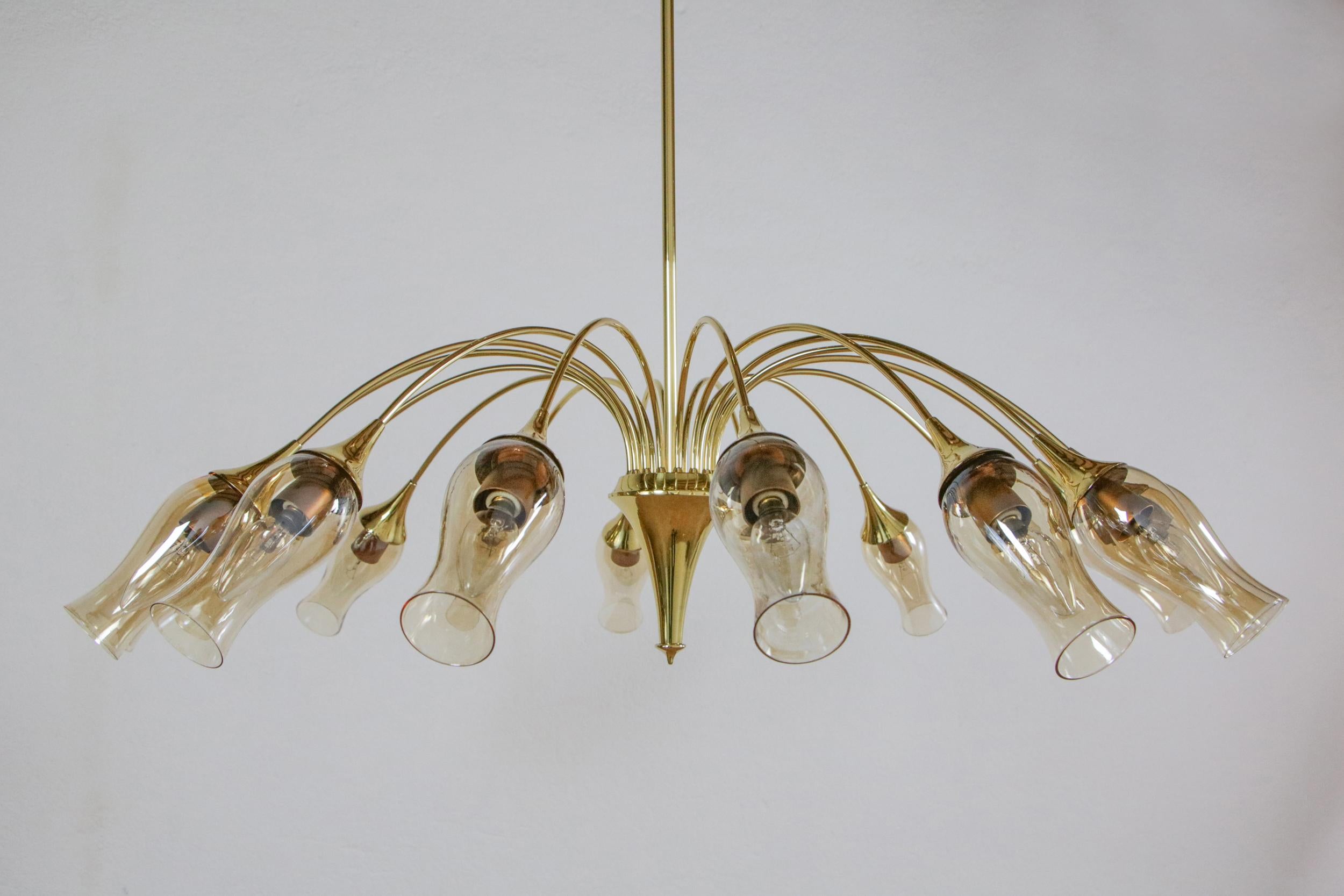 Italian Mid-Century Modern Big Spider Murano Glass Chandelier, Gold Color, 1950s For Sale 1