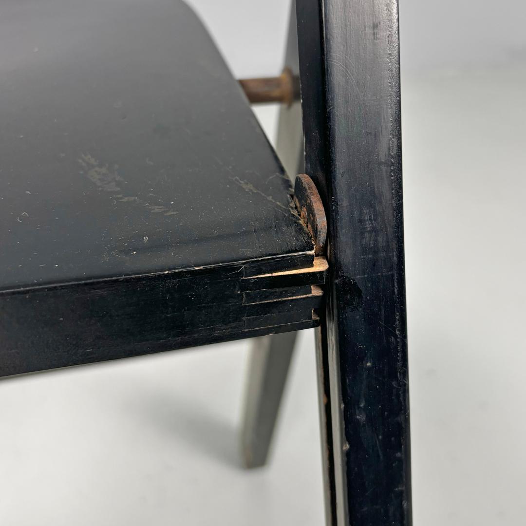 Italian mid-century modern black folding chair Tric Castiglioni BBB, 1960s For Sale 8
