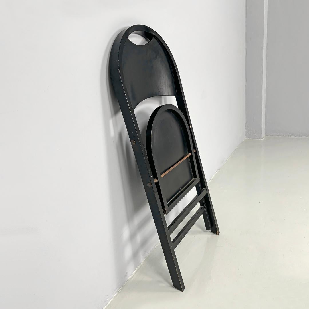Italian mid-century modern black folding chair Tric Castiglioni BBB, 1960s For Sale 1