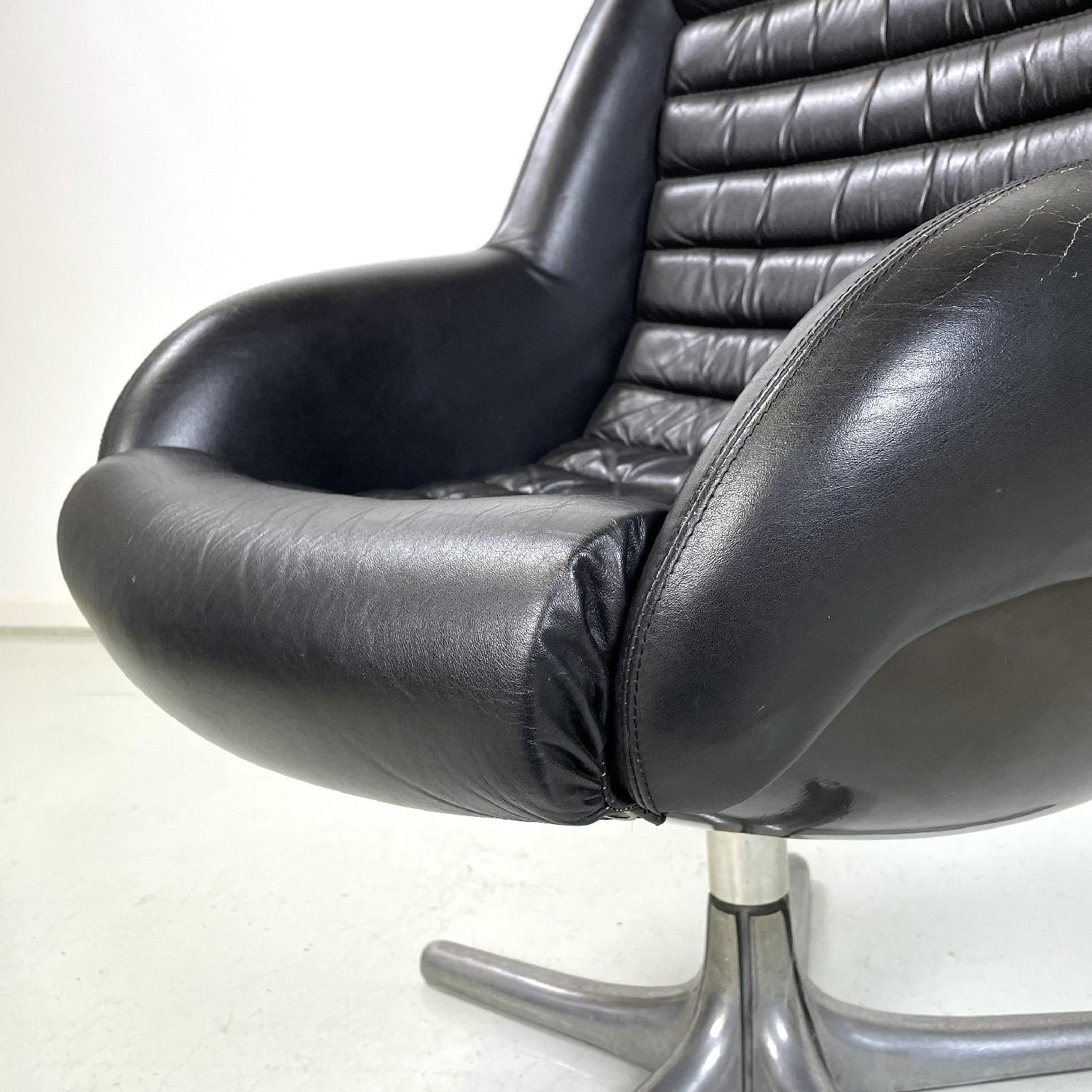Italian mid-century modern black leather armchair Cesare Casati for Arflex 1960s For Sale 4