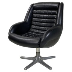 Italian mid-century modern black leather armchair Cesare Casati for Arflex 1960s