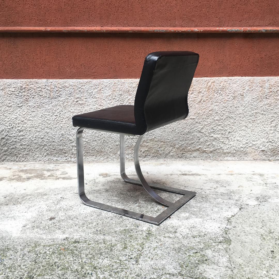 Italian Mid-Century Modern Black Leather Chair with Chromed Structure, 1970s In Good Condition In MIlano, IT