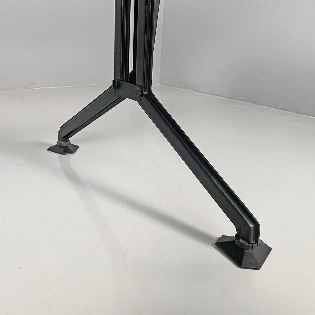 Escritorio italiano moderno de mediados de siglo en metal laminado negro Arco BBPR Olivetti, años 60 en venta 12