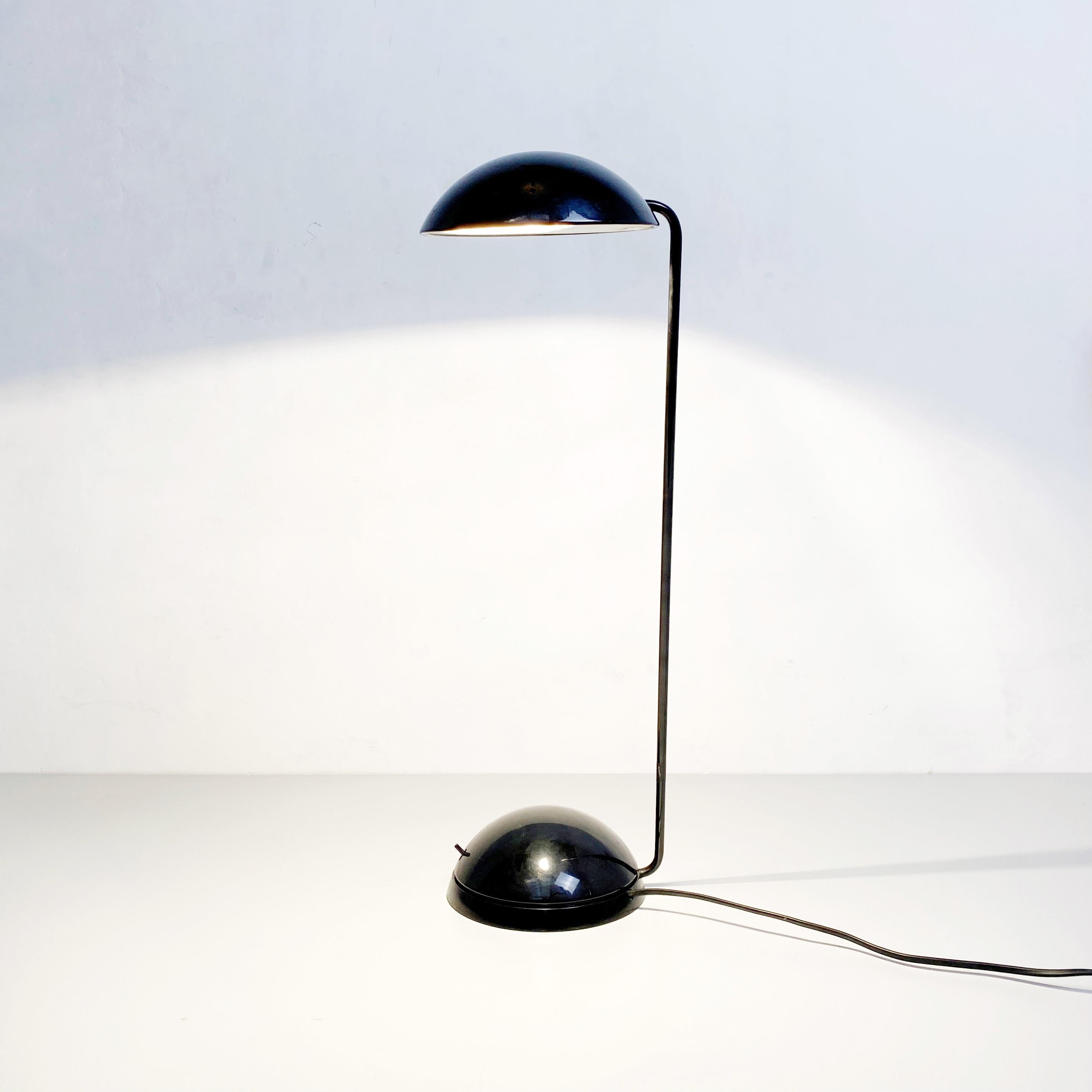 Italian Mid-Century Modern Black Plastic Table Lamp, 1980s 7
