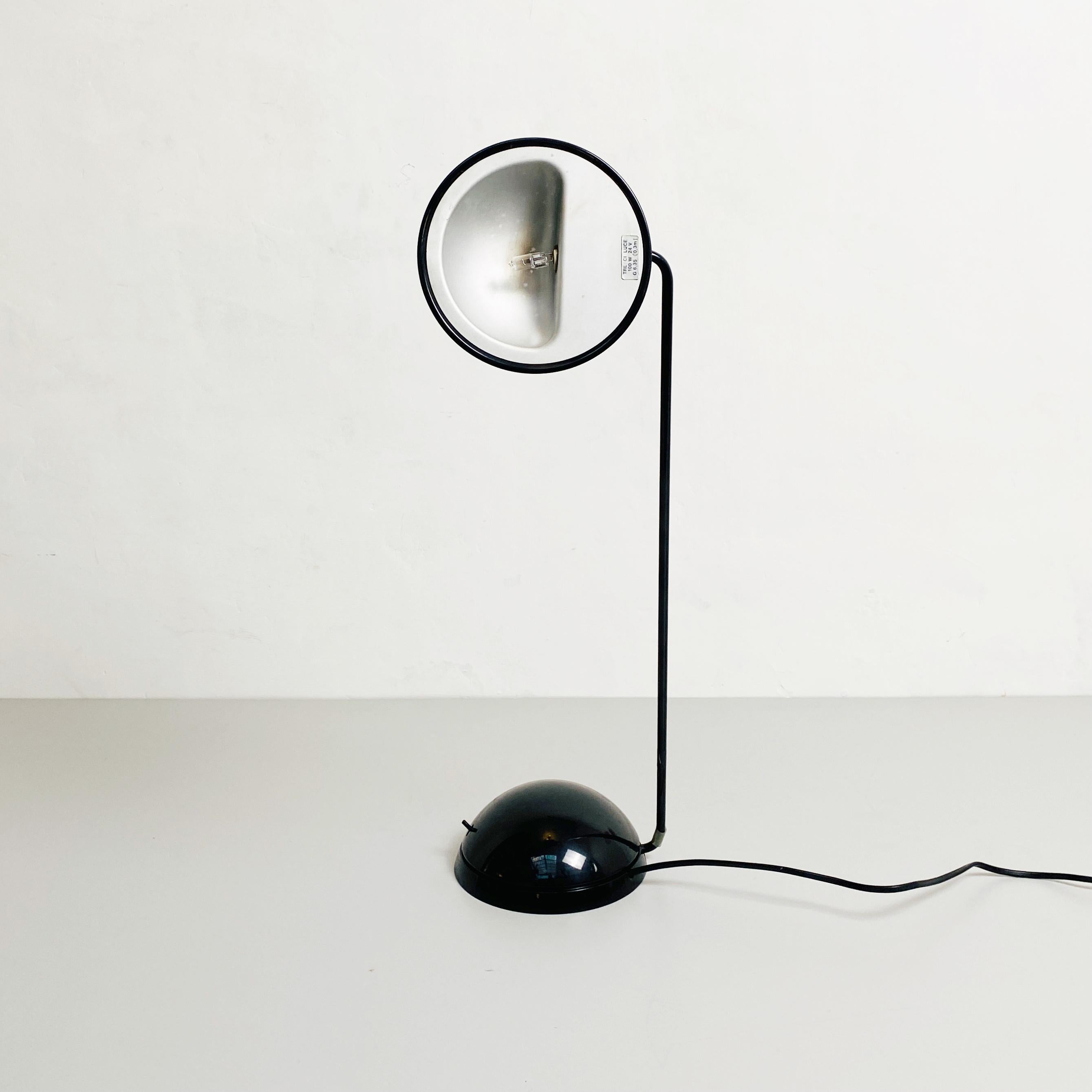 Late 20th Century Italian Mid-Century Modern Black Plastic Table Lamp, 1980s