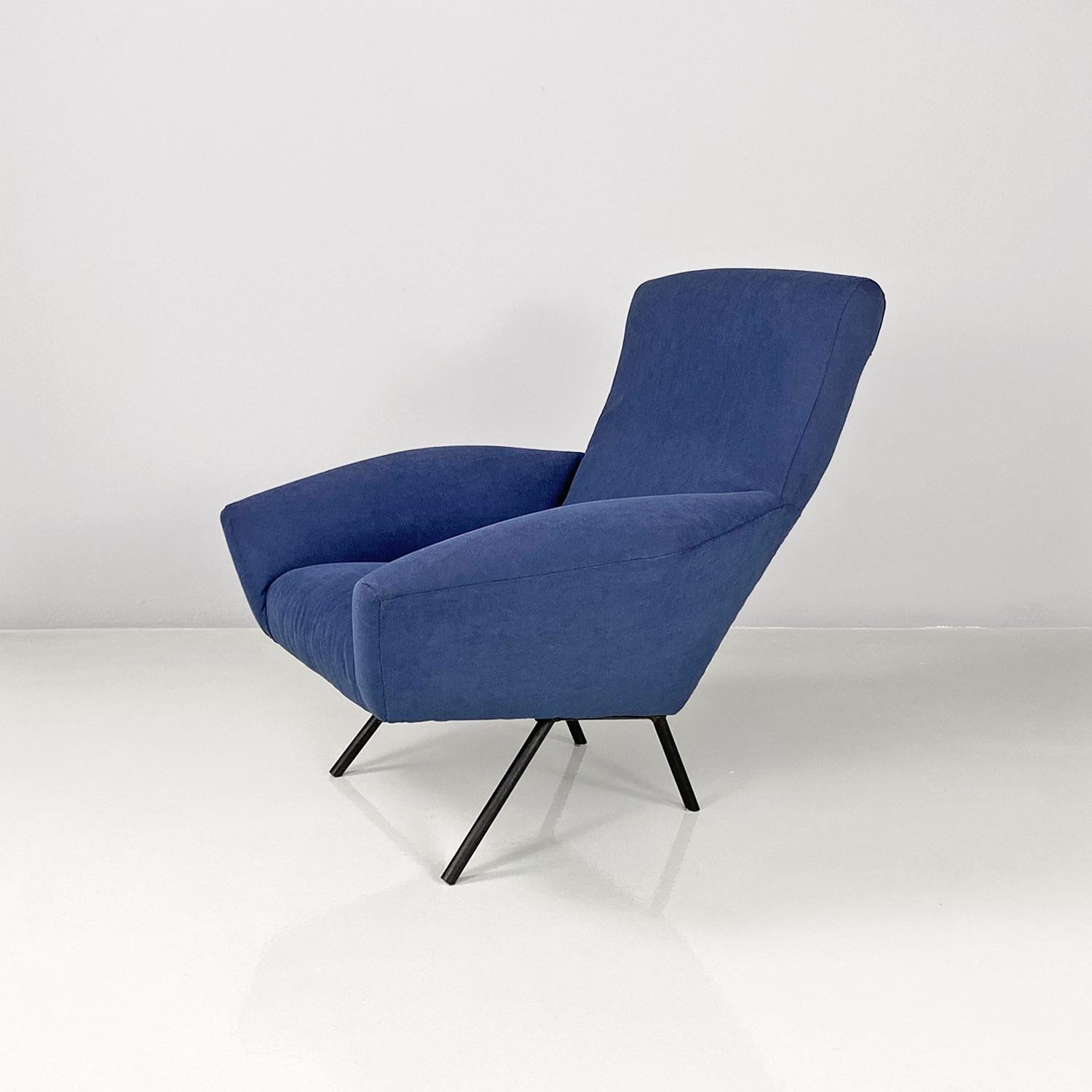 Italian mid-century modern blue fabric and black metal armchairs, 1960s For Sale 1