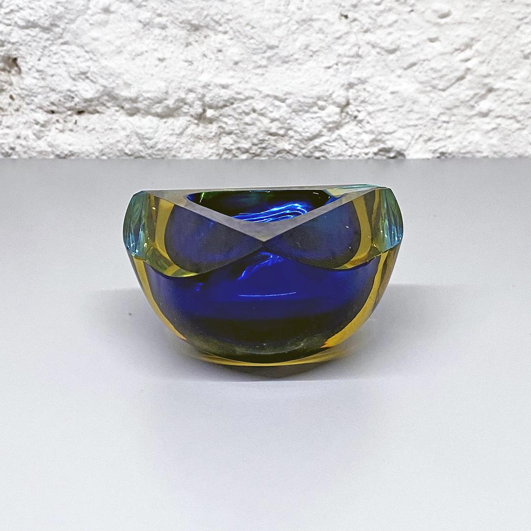 Italian Mid-Century Modern Blue Murano Glass Ashtray with Yellow Shades, 1970s 1