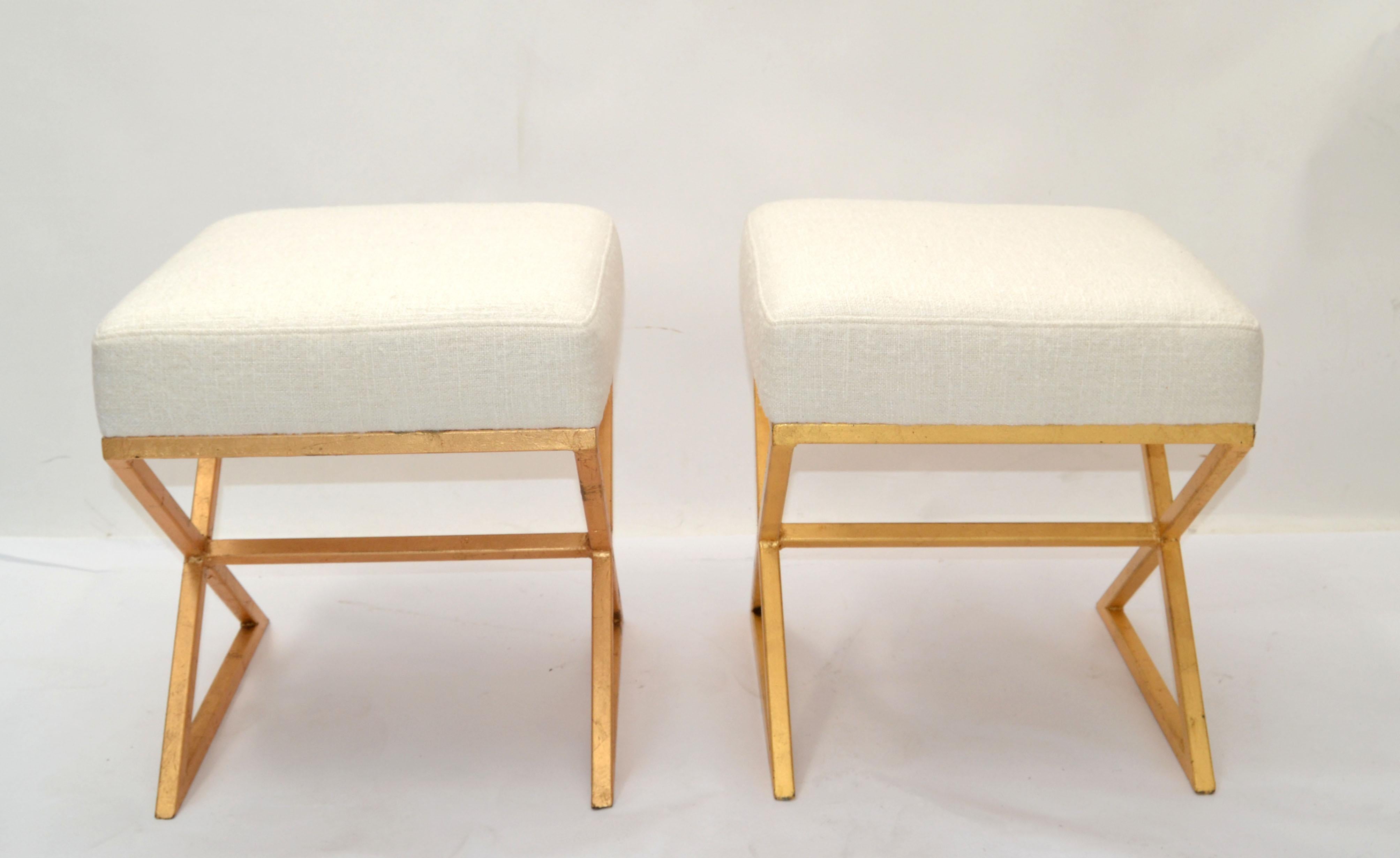 Italian Mid-Century Modern Bouclé & Gilt Painted X Base Shaped Stools 1970, Pair In Good Condition In Miami, FL