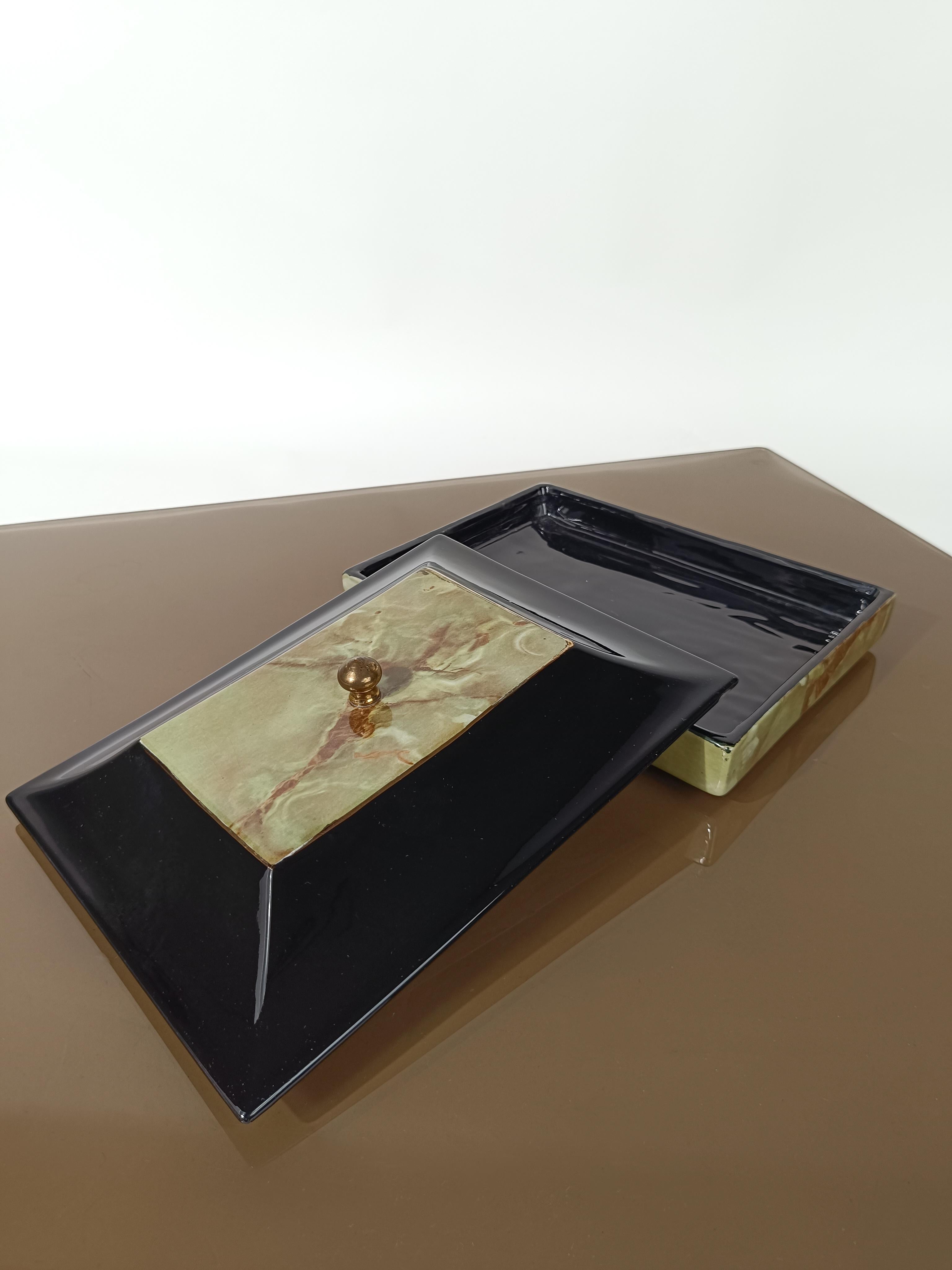 20th Century  Italian Mid Century Modern Box by Tommaso Barbi in glazed ceramic in faux onyx  For Sale