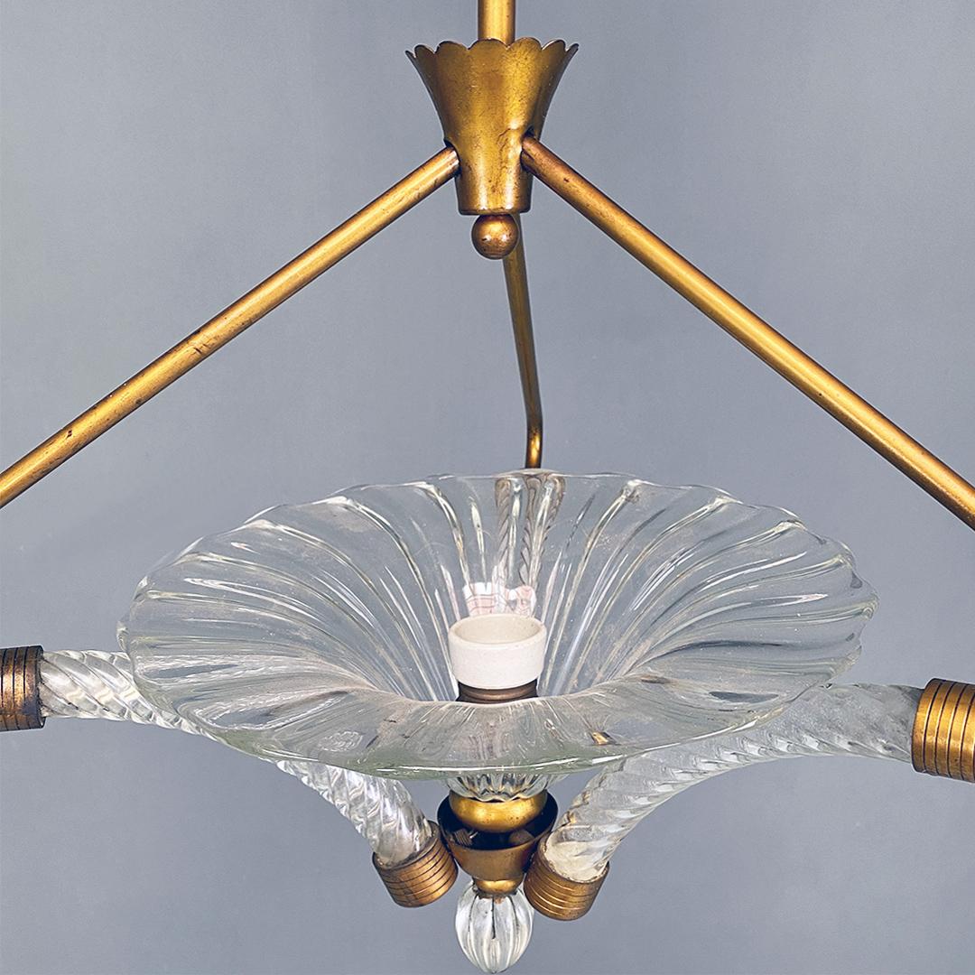 Italian mid century modern brass and art glass chandelier, 1940s For Sale 2