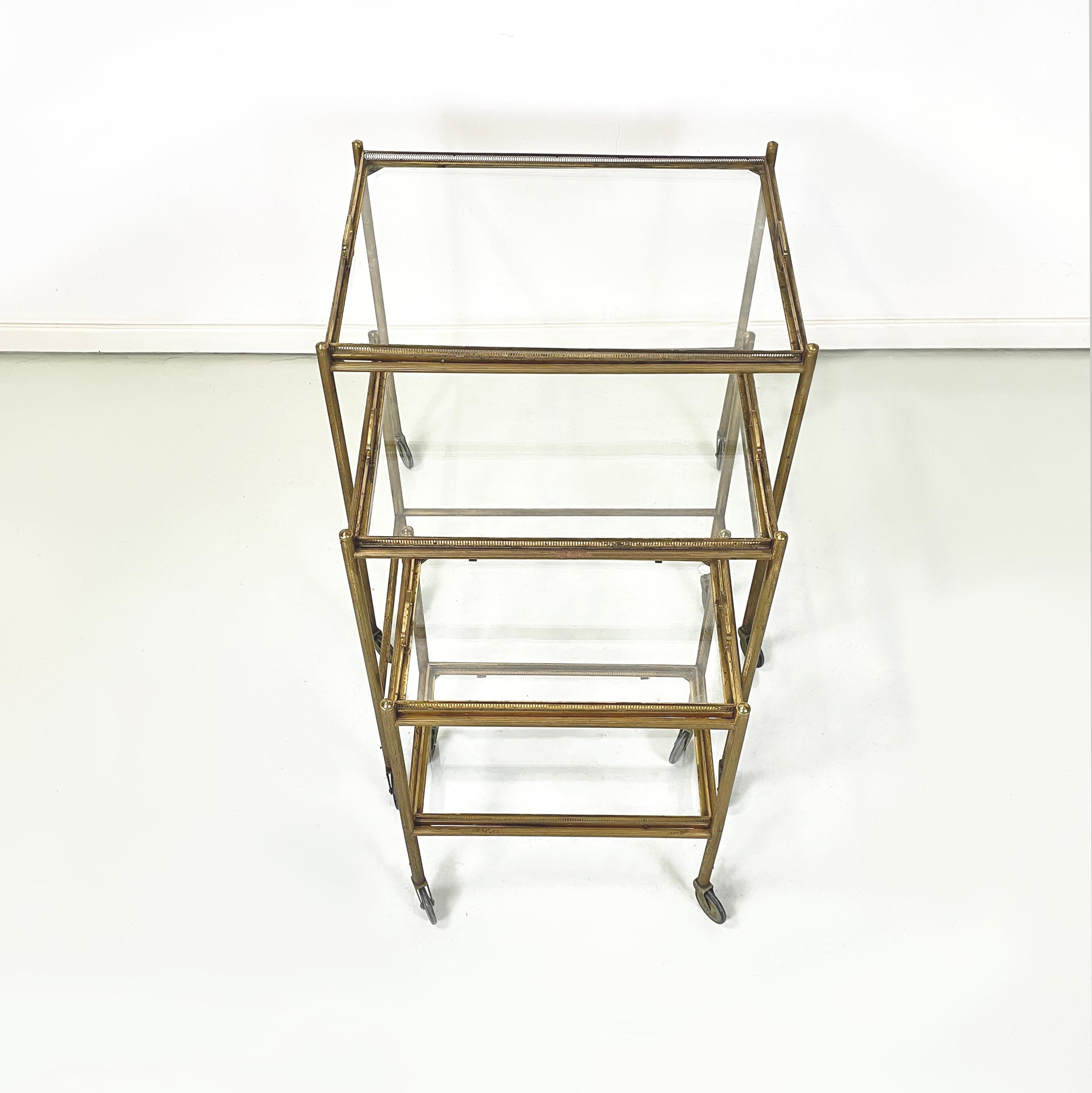 Italian mid-century modern Brass and glass carts with tray, 1960s For Sale 1