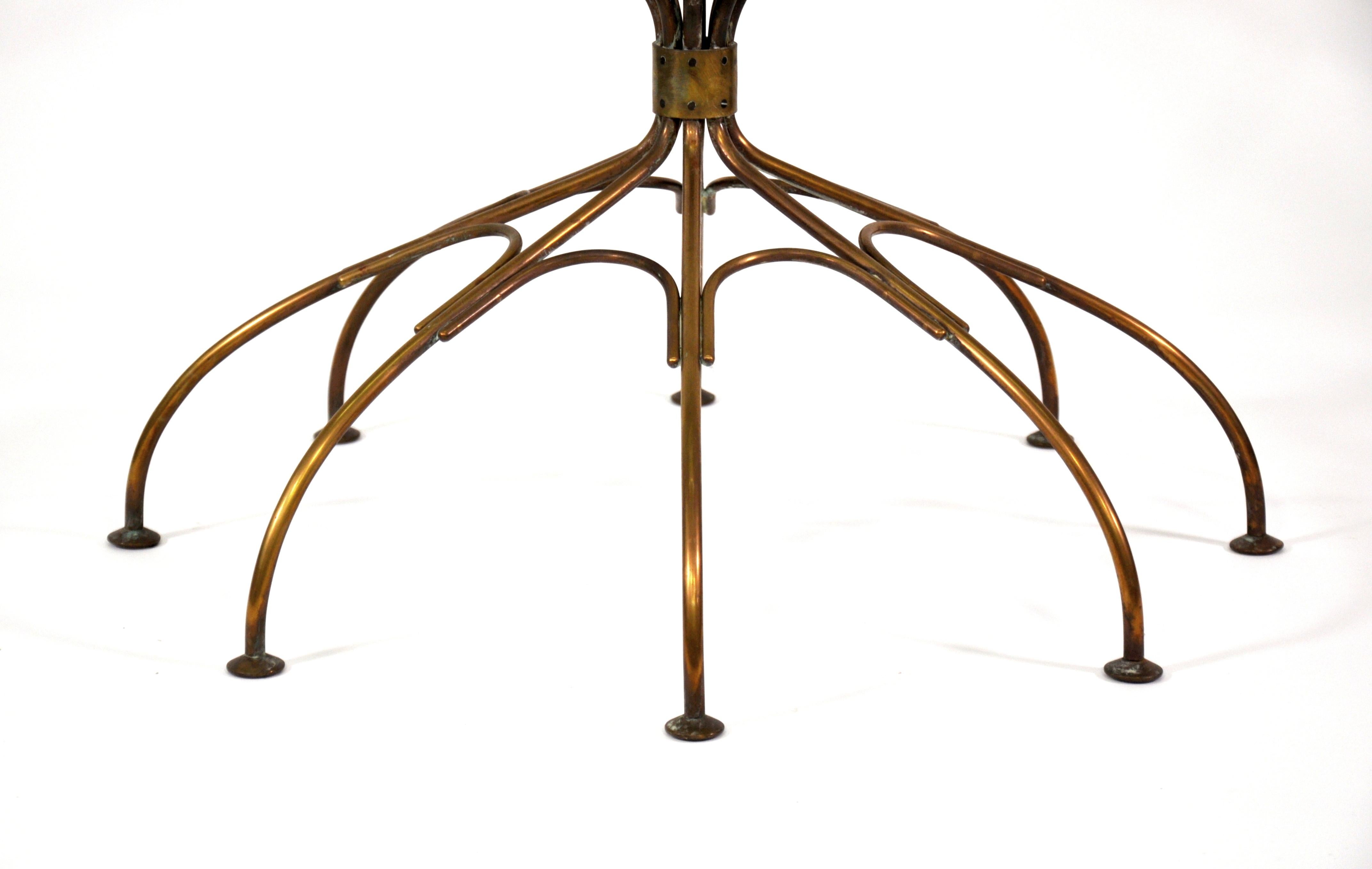 Italian Mid-Century Modern Brass and Glass Spider Side Table In Good Condition In Miami, FL