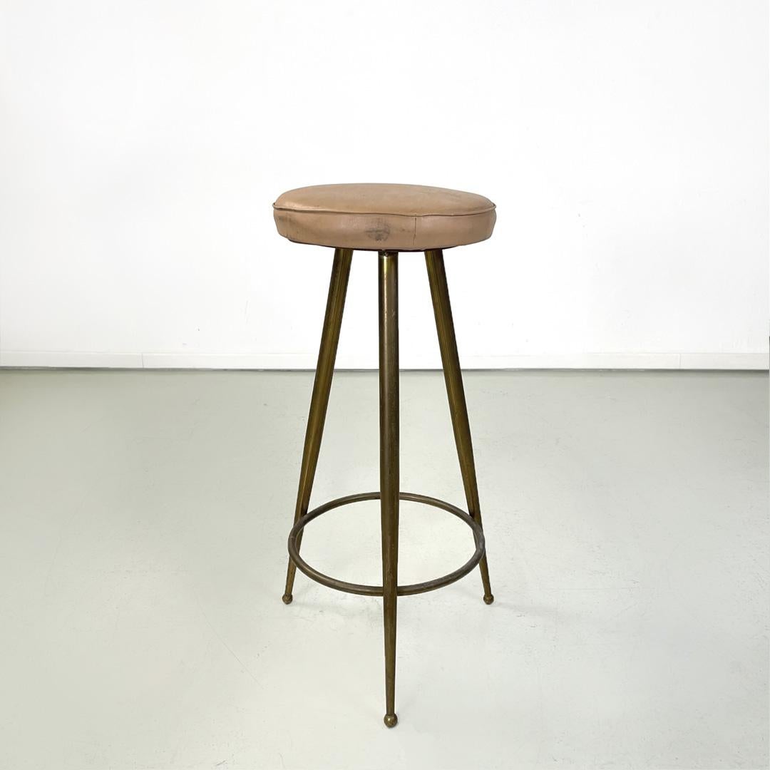 Italian mid-century modern brass and leatherette high bar stools, 1950s  In Good Condition In MIlano, IT