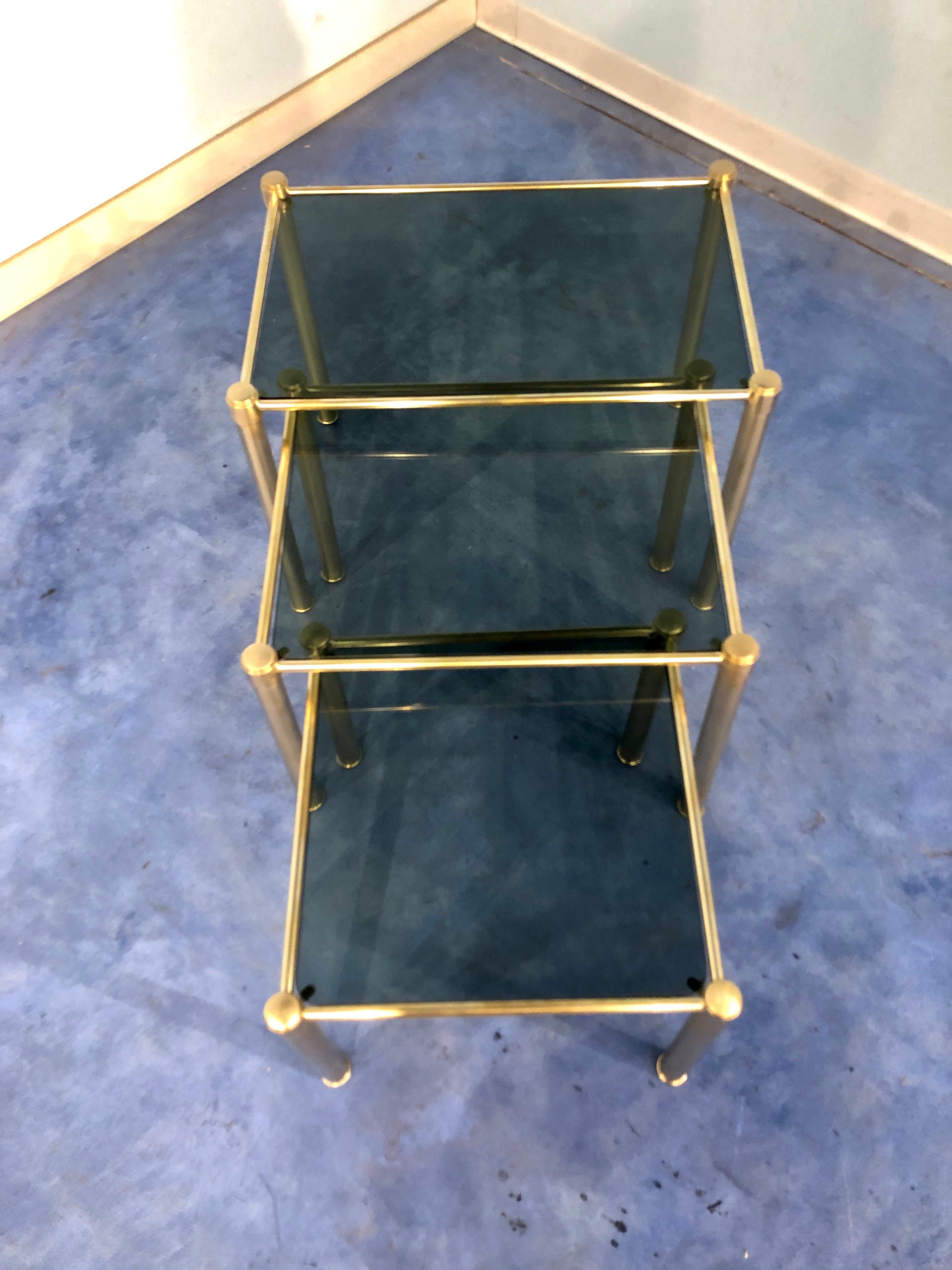 Italian Mid-Century Modern Brass and Smoked Glass Nesting Tables, 1970s For Sale 6