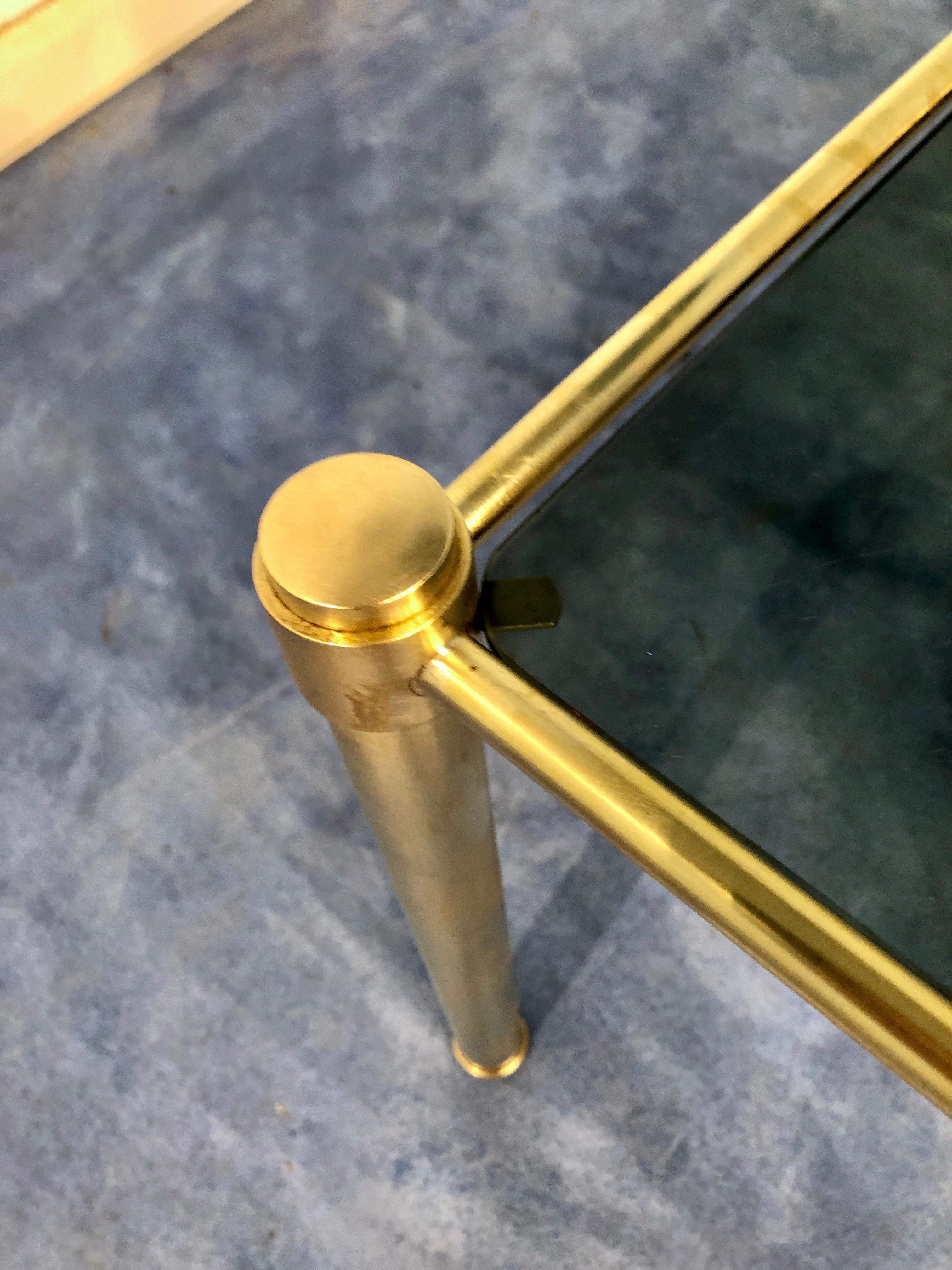 Italian Mid-Century Modern Brass and Smoked Glass Nesting Tables, 1970s For Sale 10