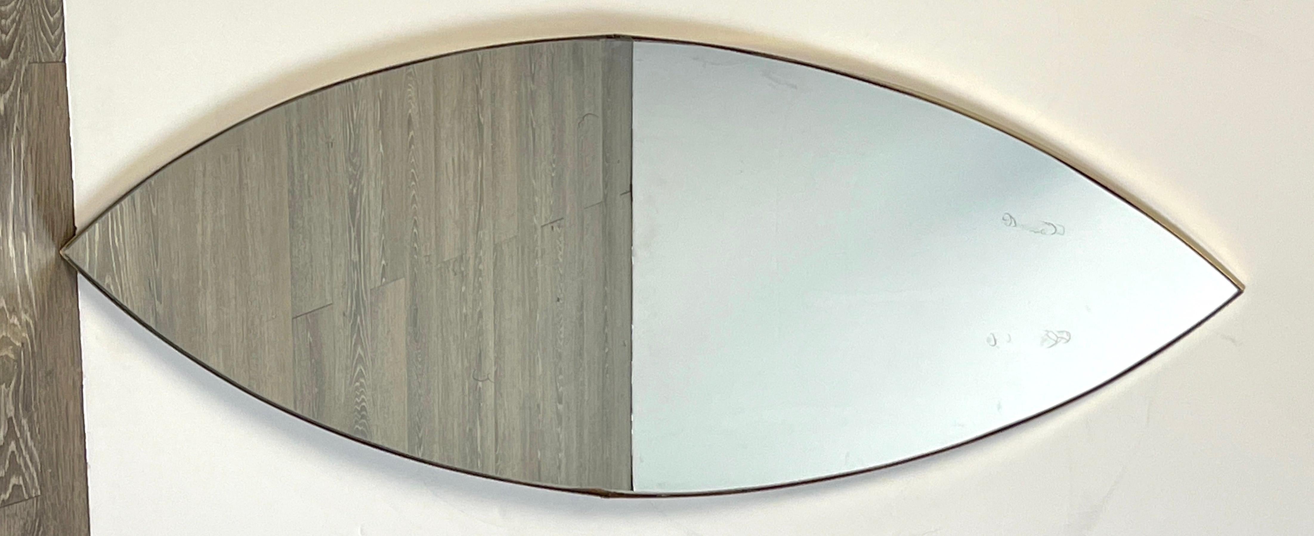 Miroir en laiton à points d'ellipse / 