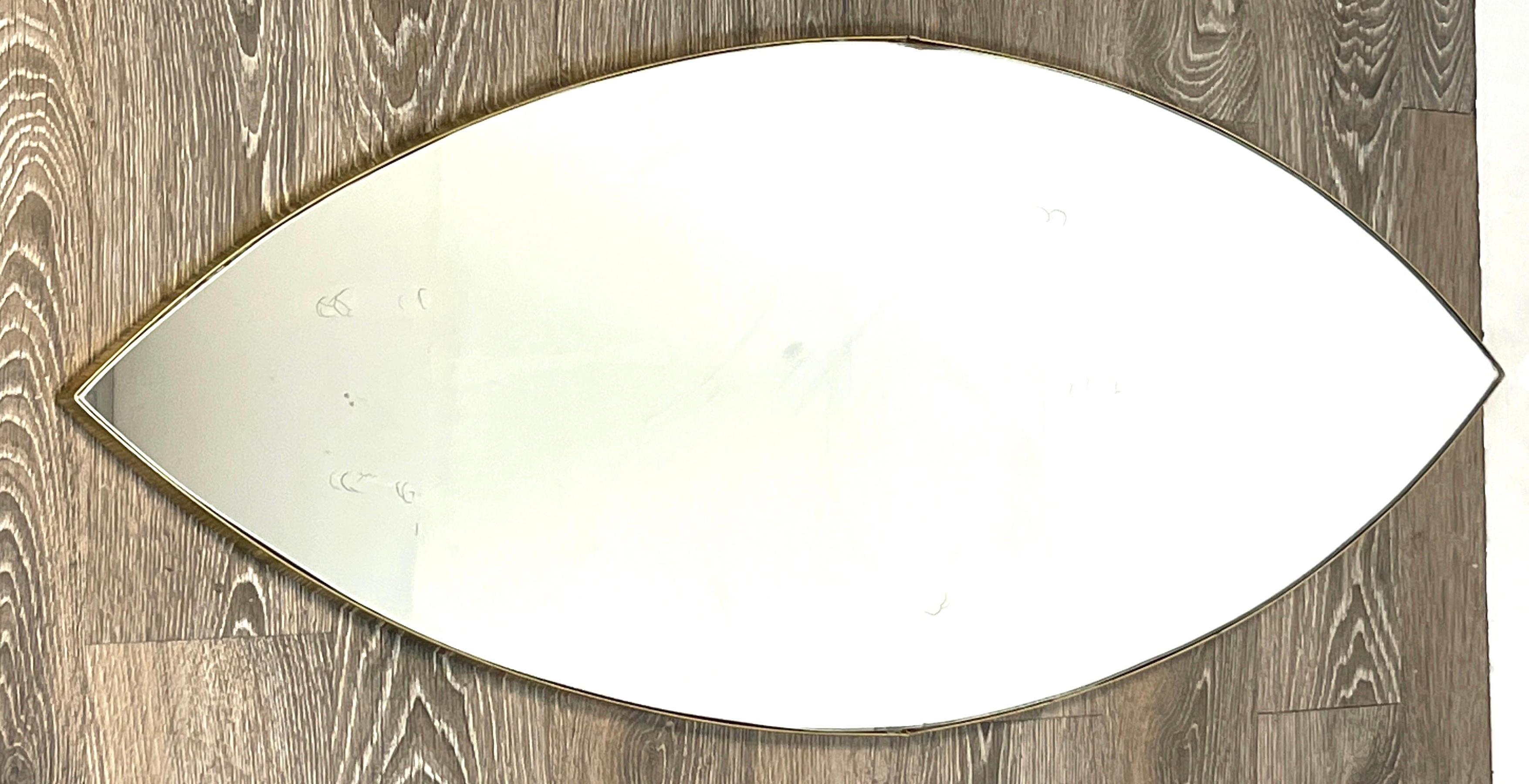 Miroir en laiton à points d'ellipse / 
