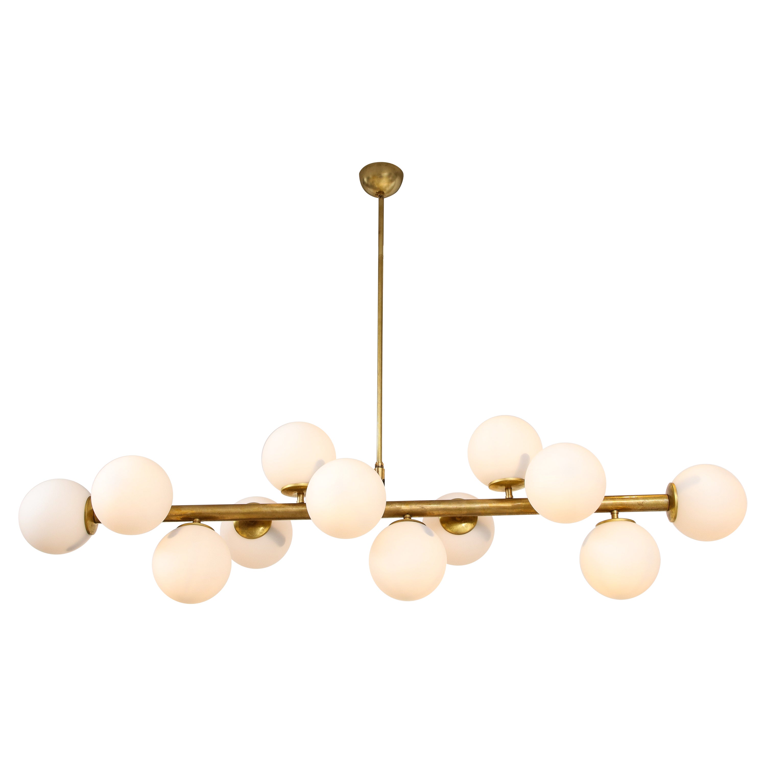 Lampadario a dodici globi orizzontali in ottone, circa 1960, della tradizione italiana del Mid-Century Modern