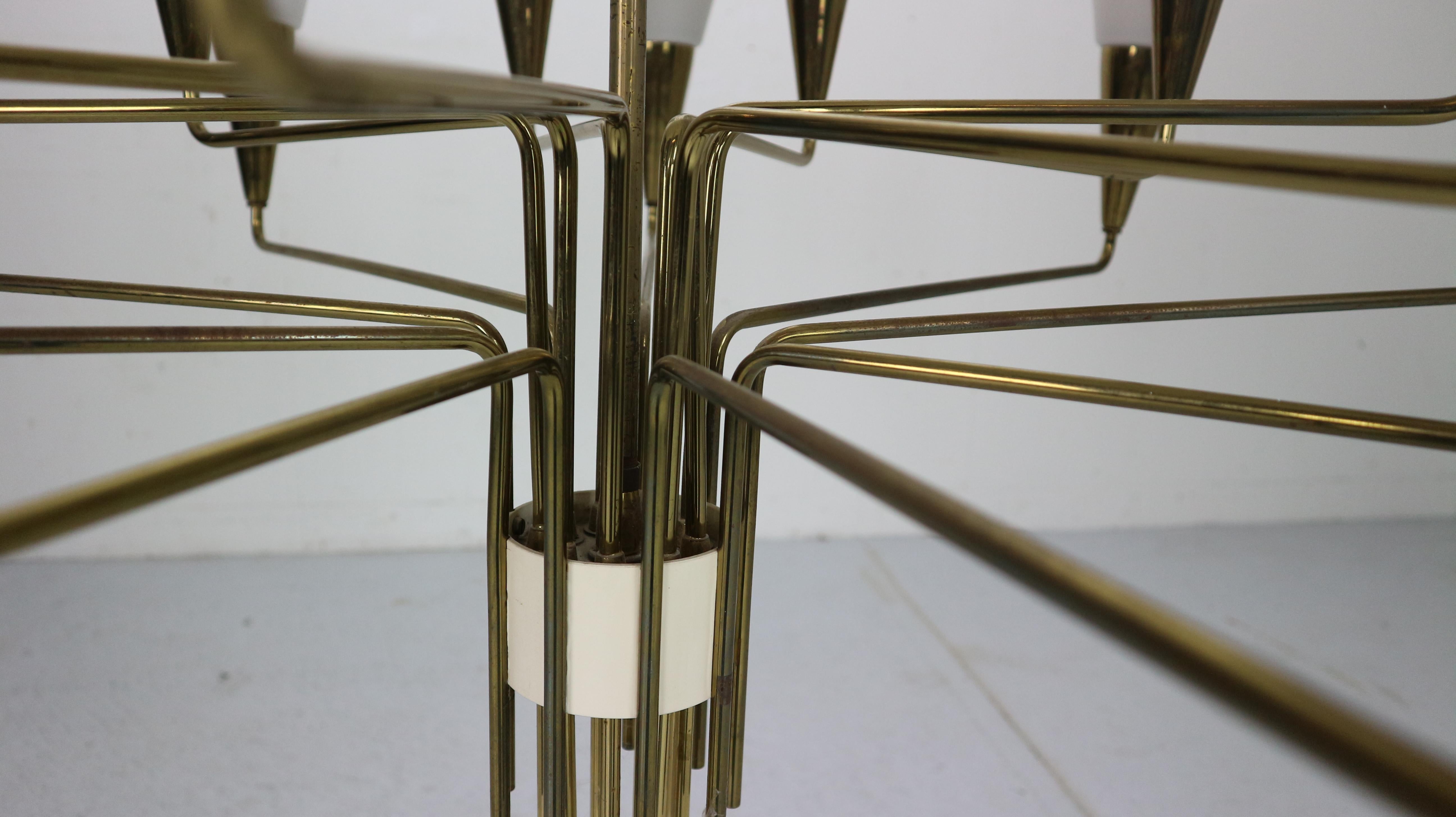 Italian Mid-Century Modern Brass and Opaline Glass Chandelier Extra Large, 1960 12