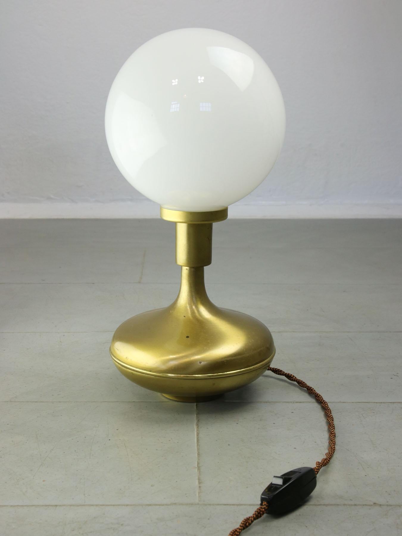 Mid-20th Century Italian Mid-Century Modern Brass & Opaline Glass Table Lamp For Sale