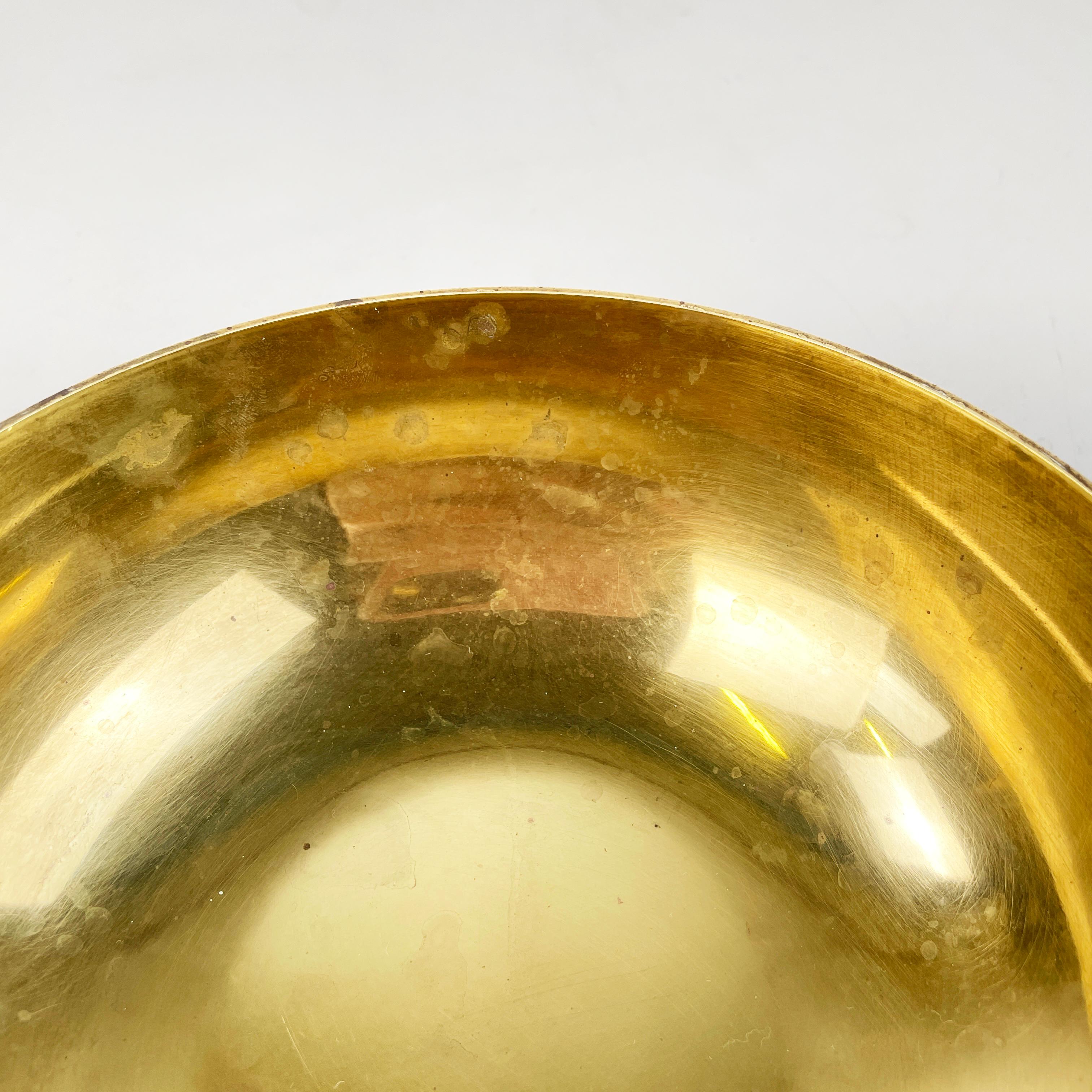 Italian mid-century modern Brass round bowl or pocket emptier, 1950s For Sale 5