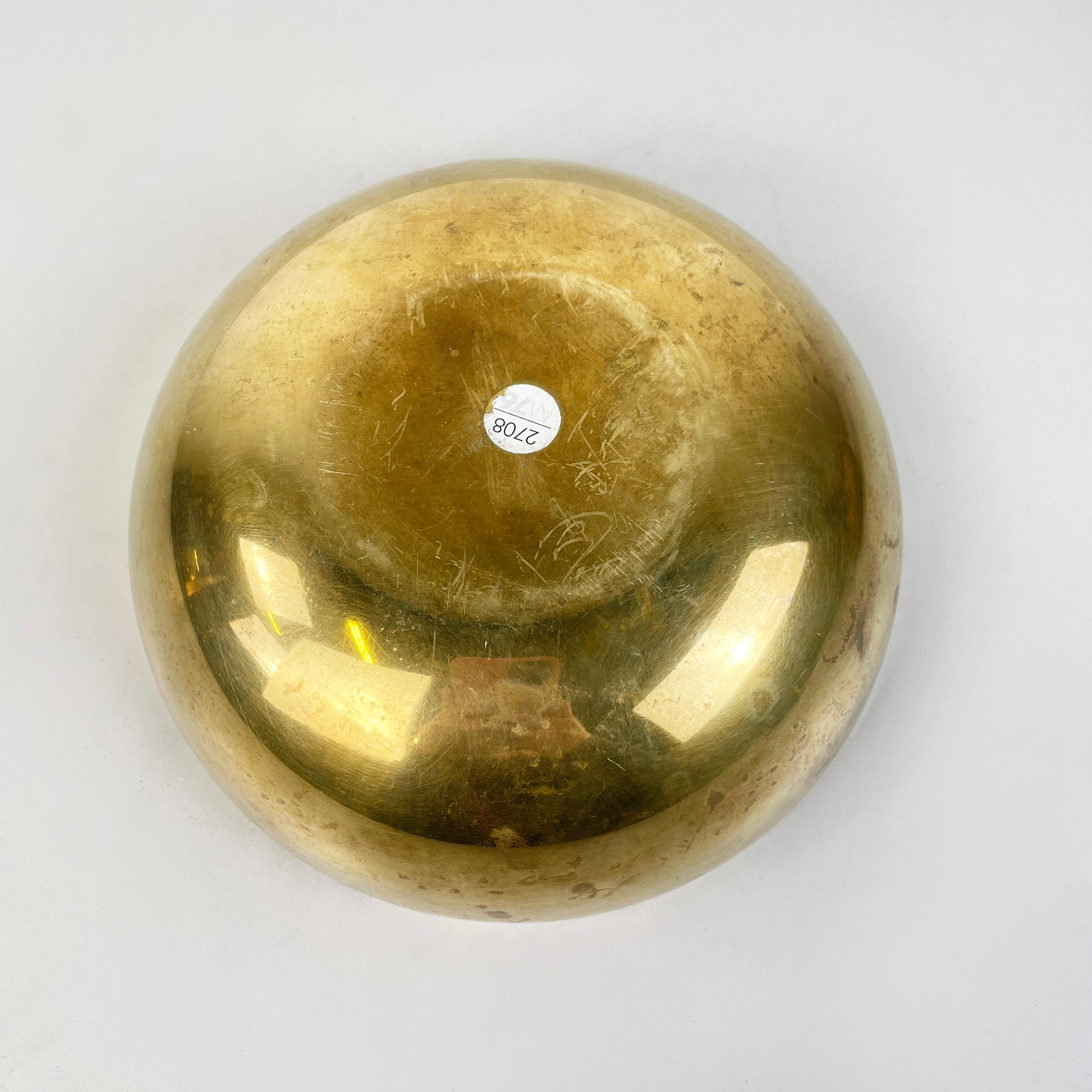 Italian mid-century modern Brass round bowl or pocket emptier, 1950s For Sale 9