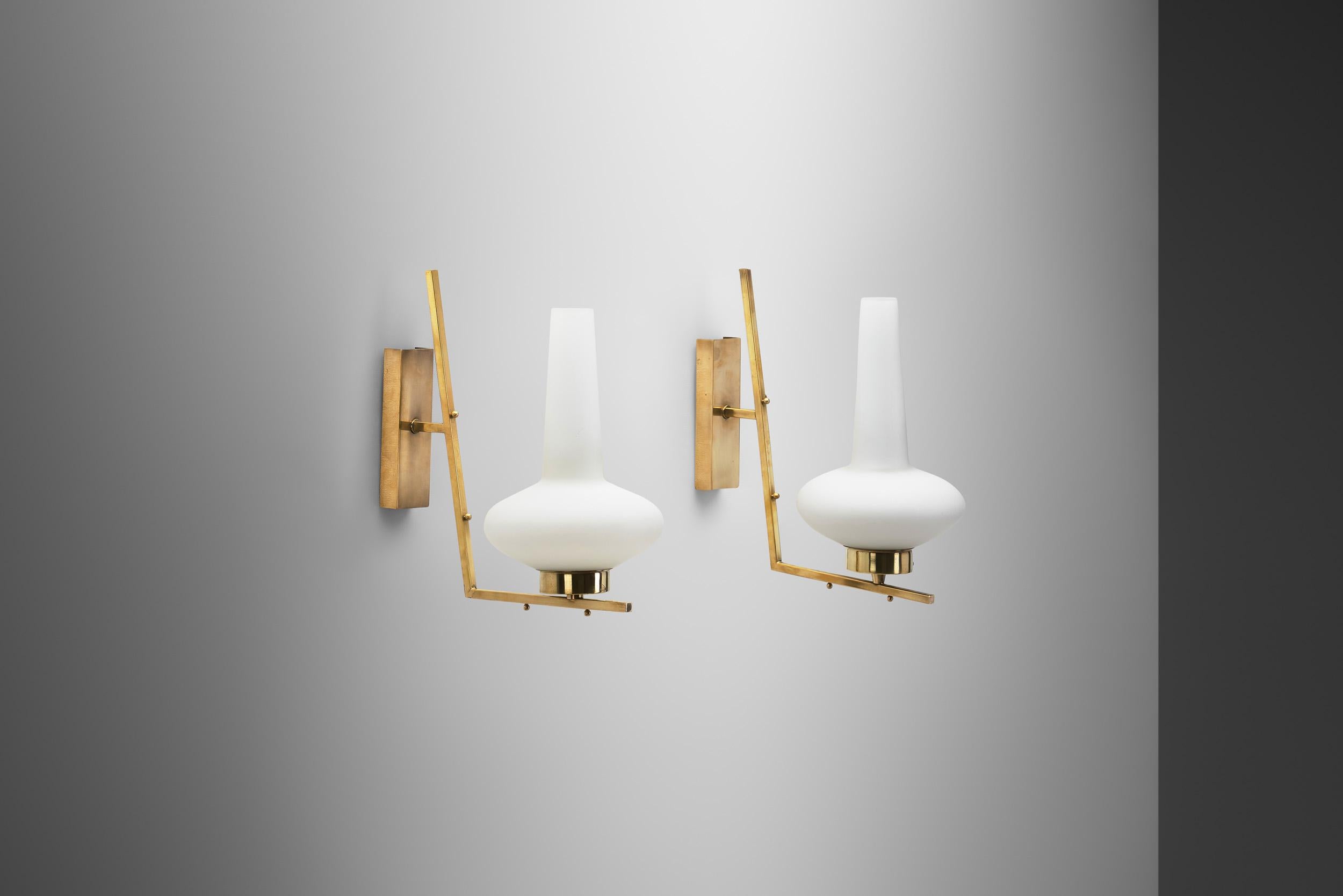 Italian Mid-Century Modern Brass Wall Lamps, Italy, 1950s In Good Condition For Sale In Utrecht, NL