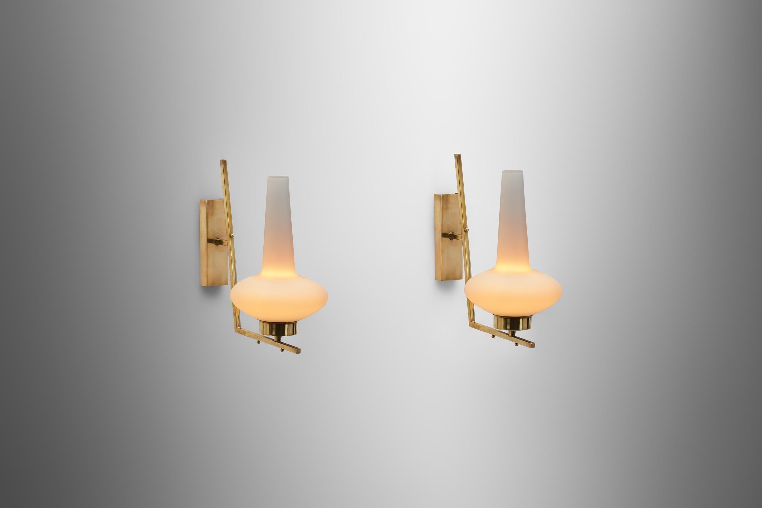 Mid-20th Century Italian Mid-Century Modern Brass Wall Lamps, Italy, 1950s For Sale