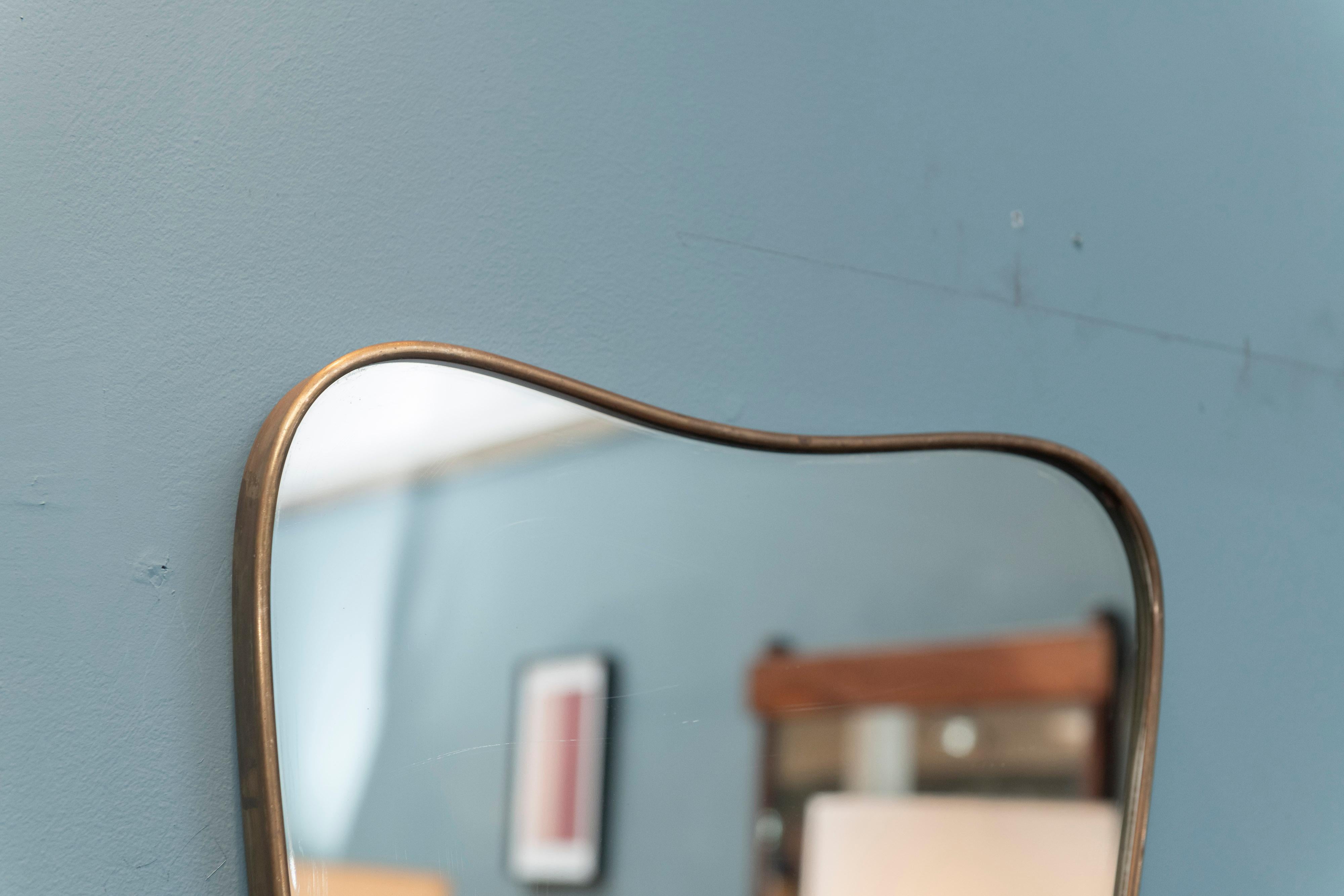 Italian Mid-Century Modern Brass Wall Mirror For Sale 1
